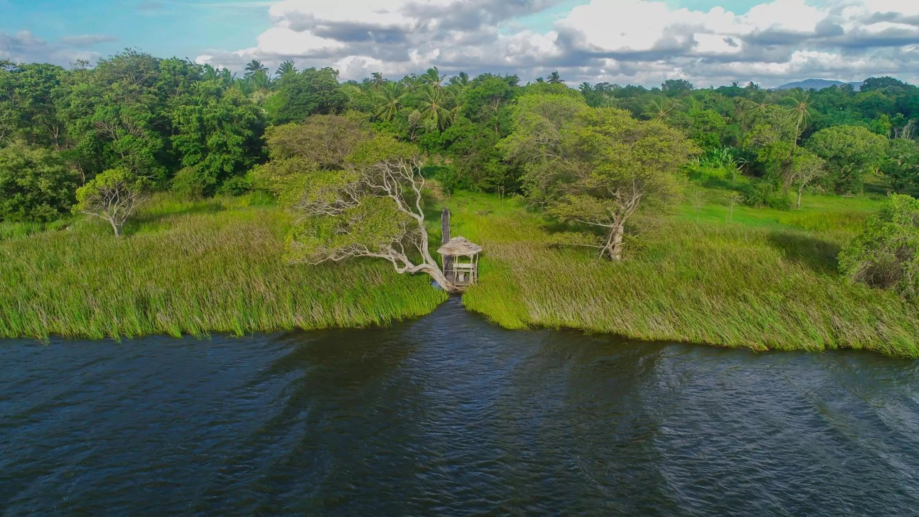 Lake view in Athena Lake by Seedevi