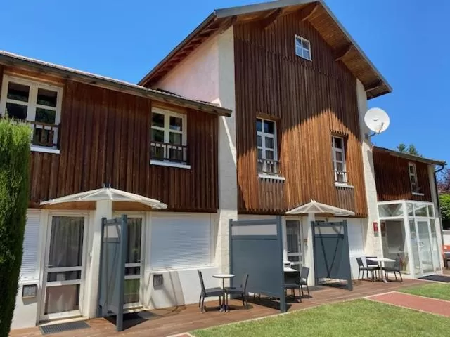 Facade/entrance in Casino Circus d'Allevard