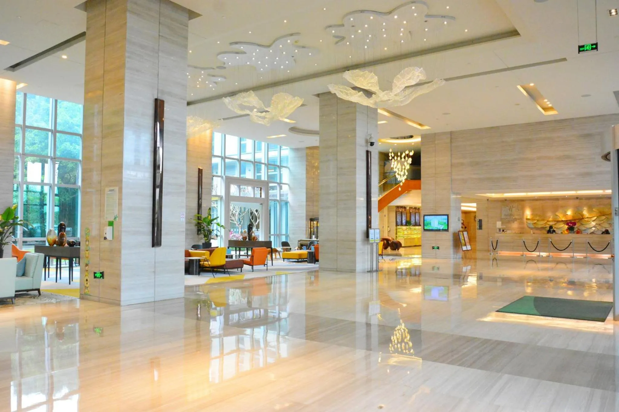 Property building in Junluxe Hotel Guangzhou Science City-Free Shuttle Bus Service to Guangzhou Canton Fair