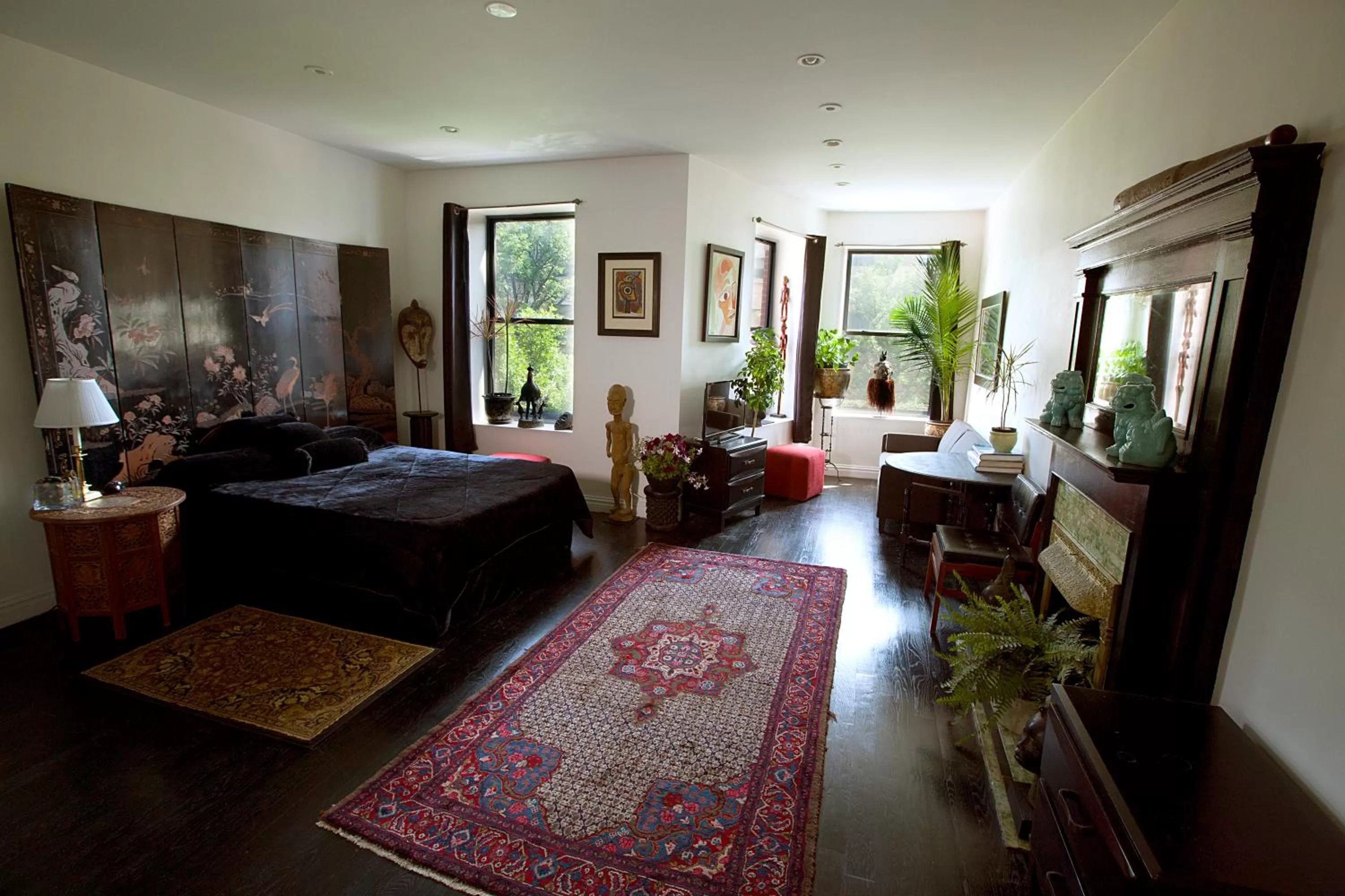 Bedroom in The Gallery House