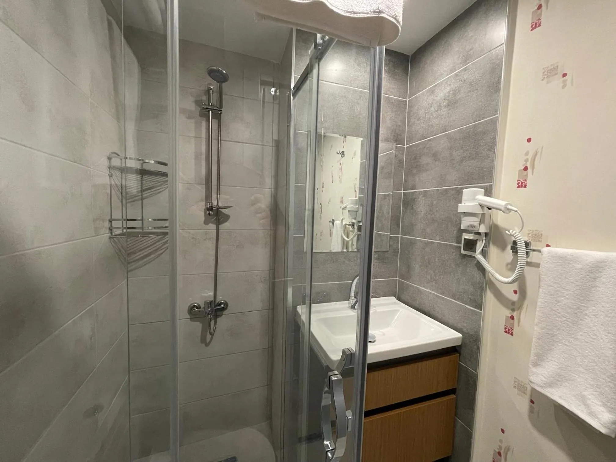 Shower in OPERA Hotel Antalya