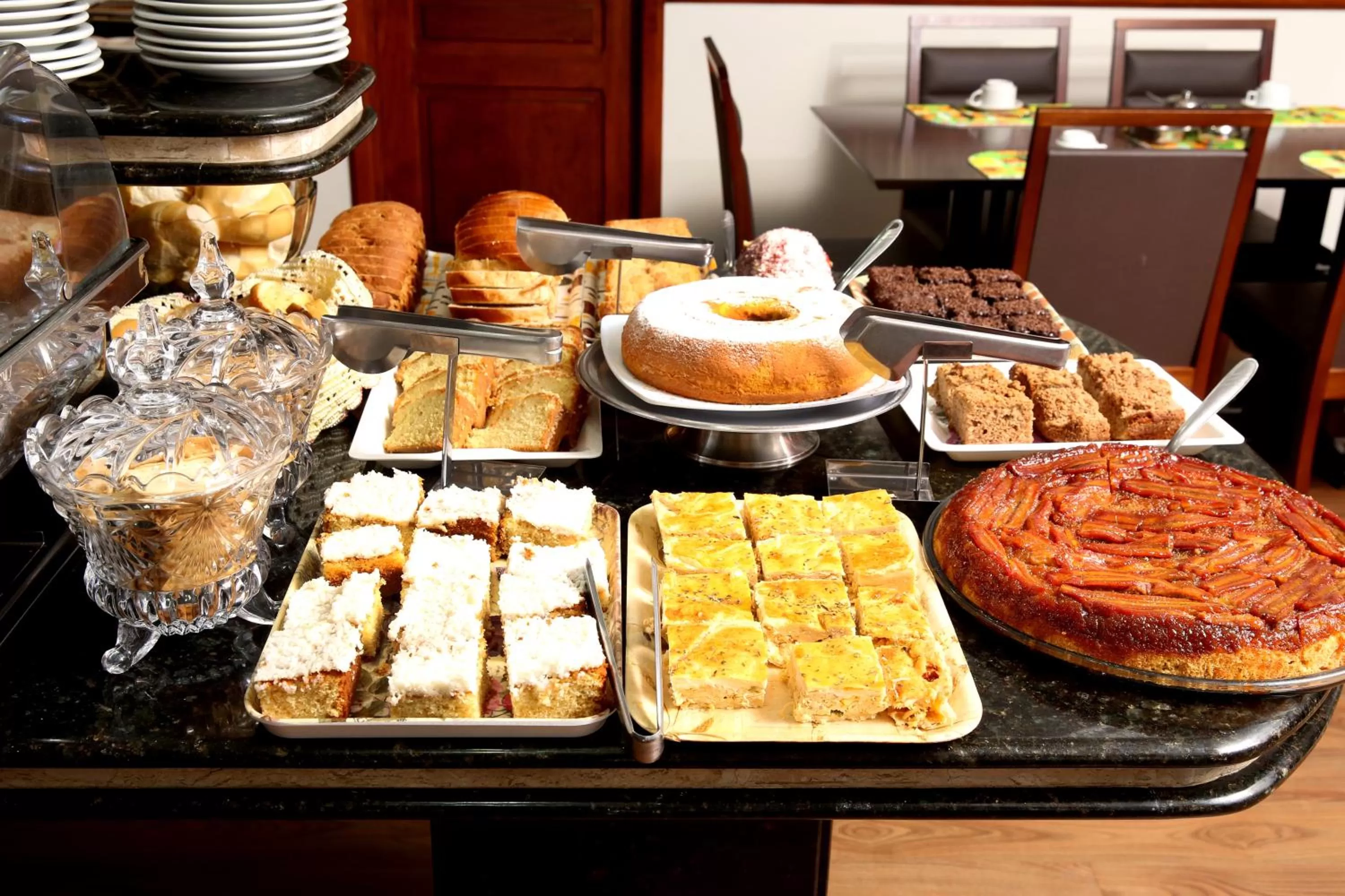 Food and drinks in Hotel Rouver