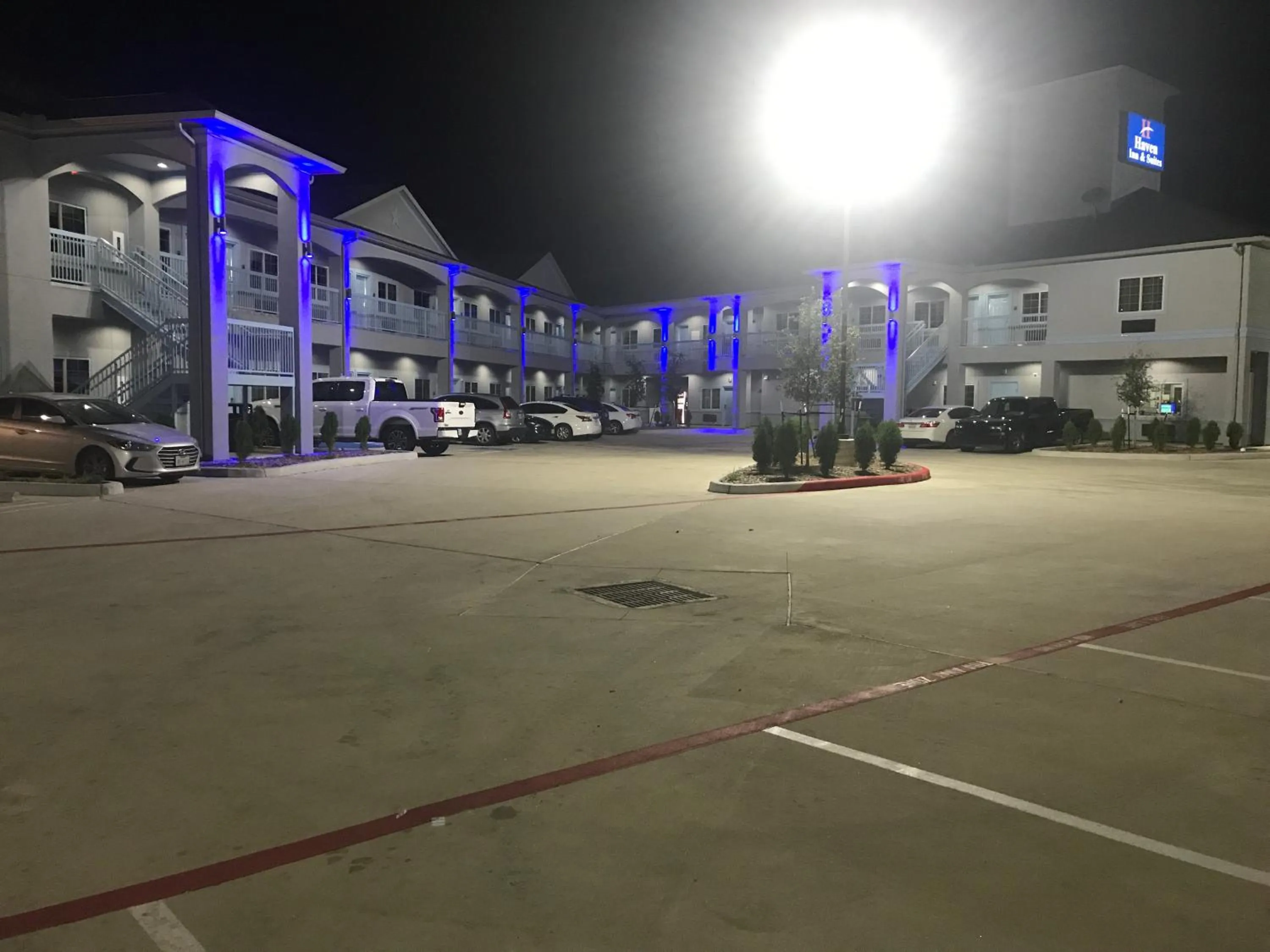 Haven Inn & Suites willowbrook