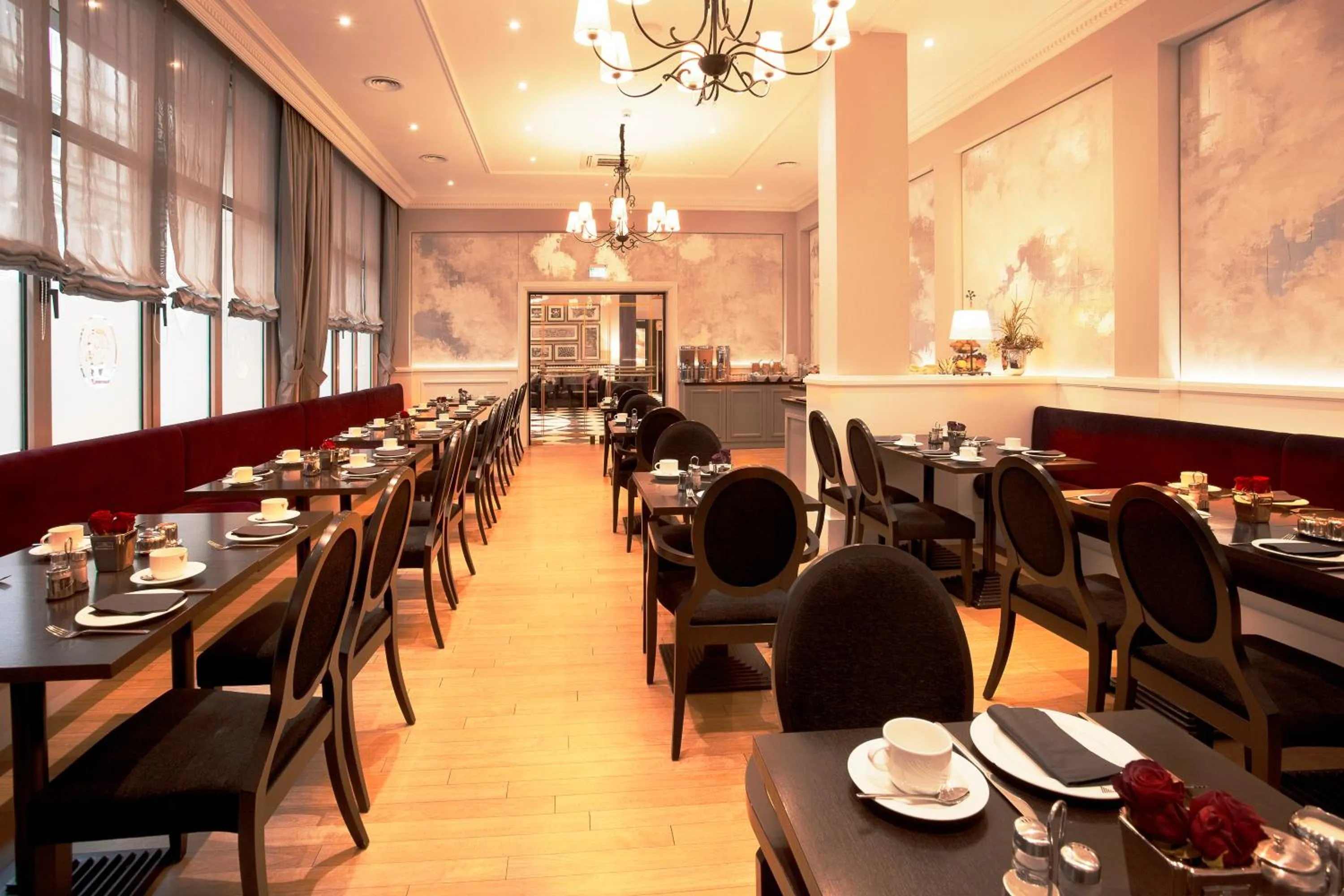 Buffet breakfast in Hotel Victoria