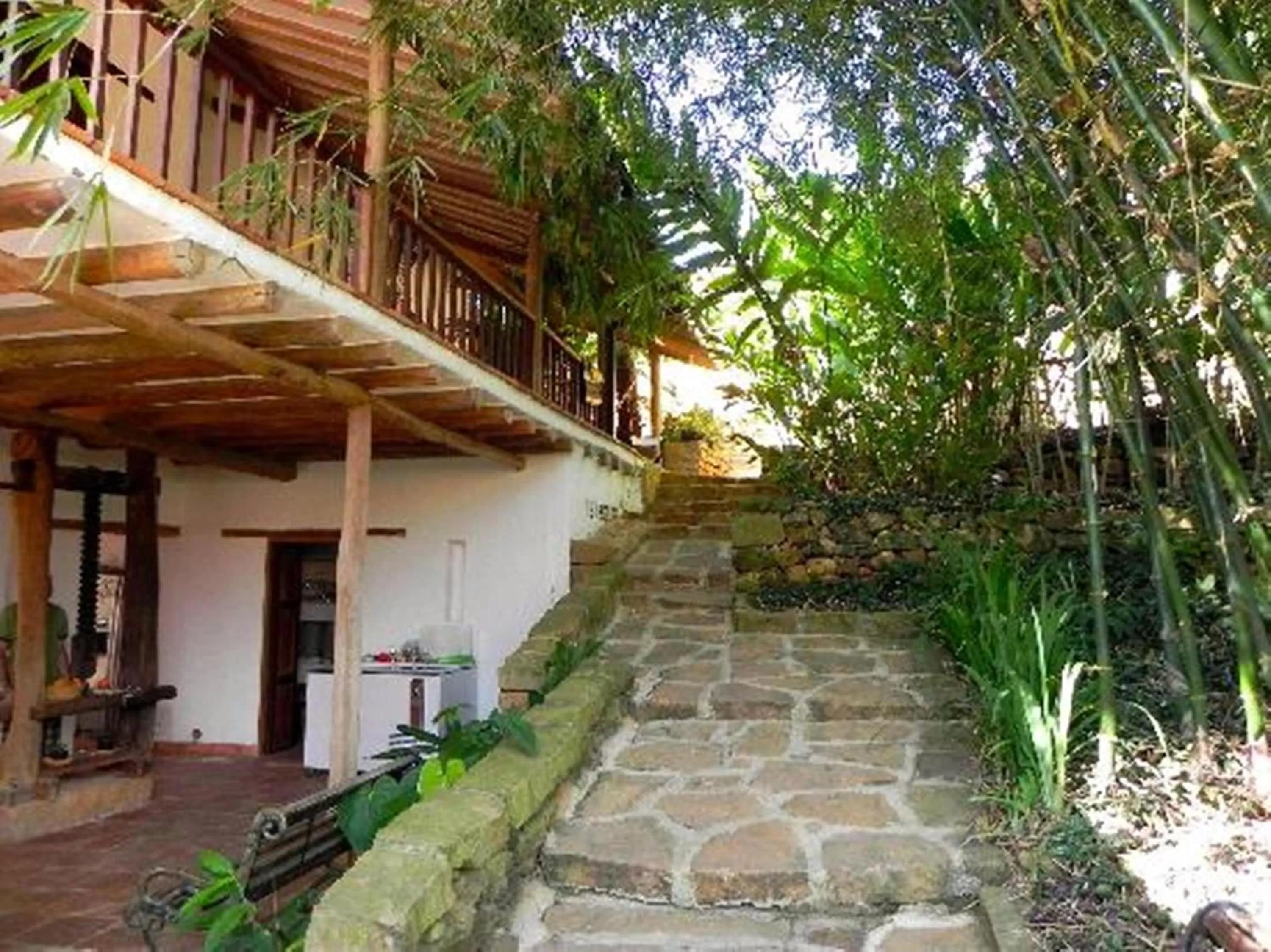 Facade/entrance in Achiotte by Masaya Collection