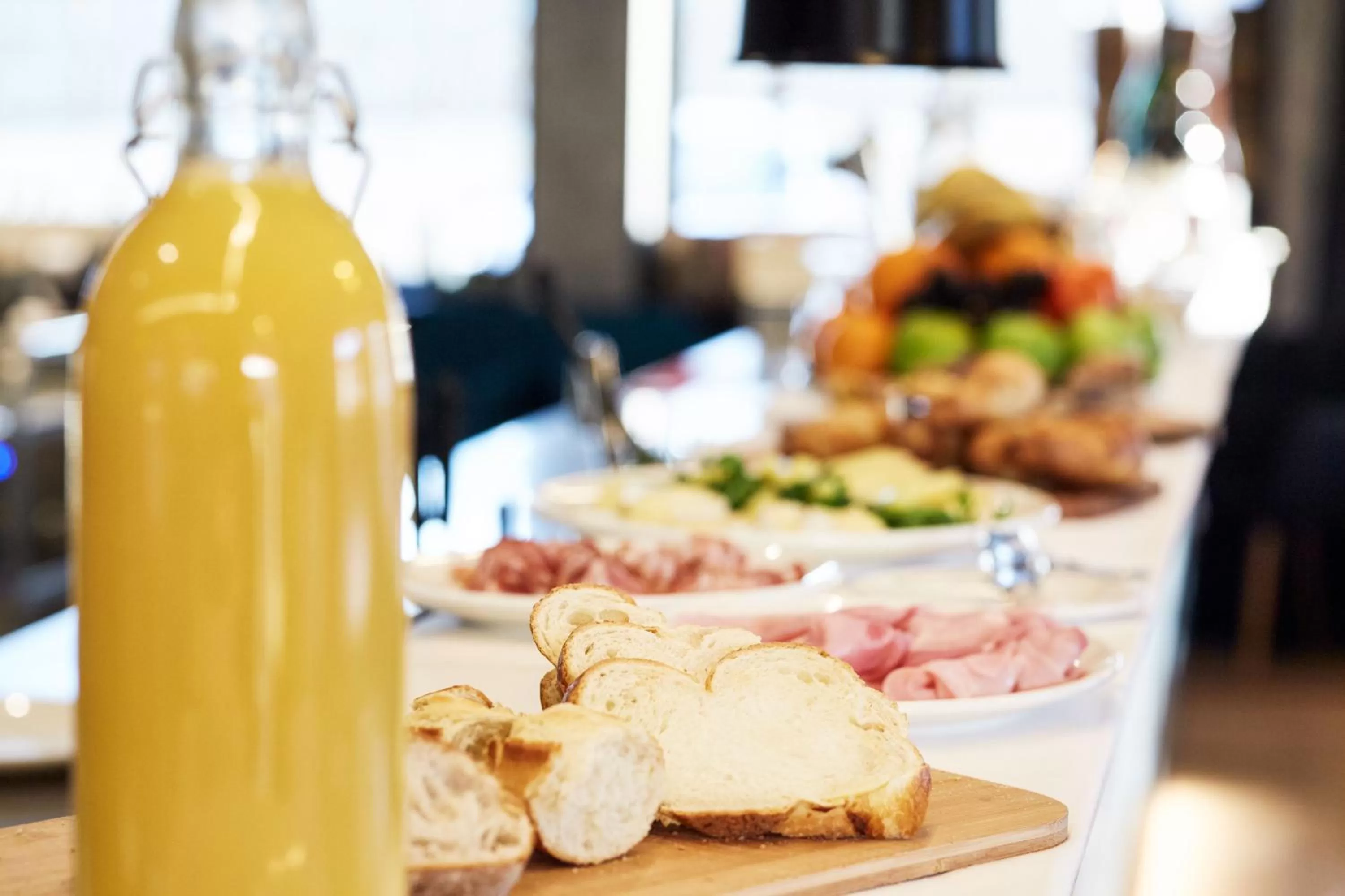 Buffet breakfast in Tailormade Hotel RIGIBLICK Küssnacht