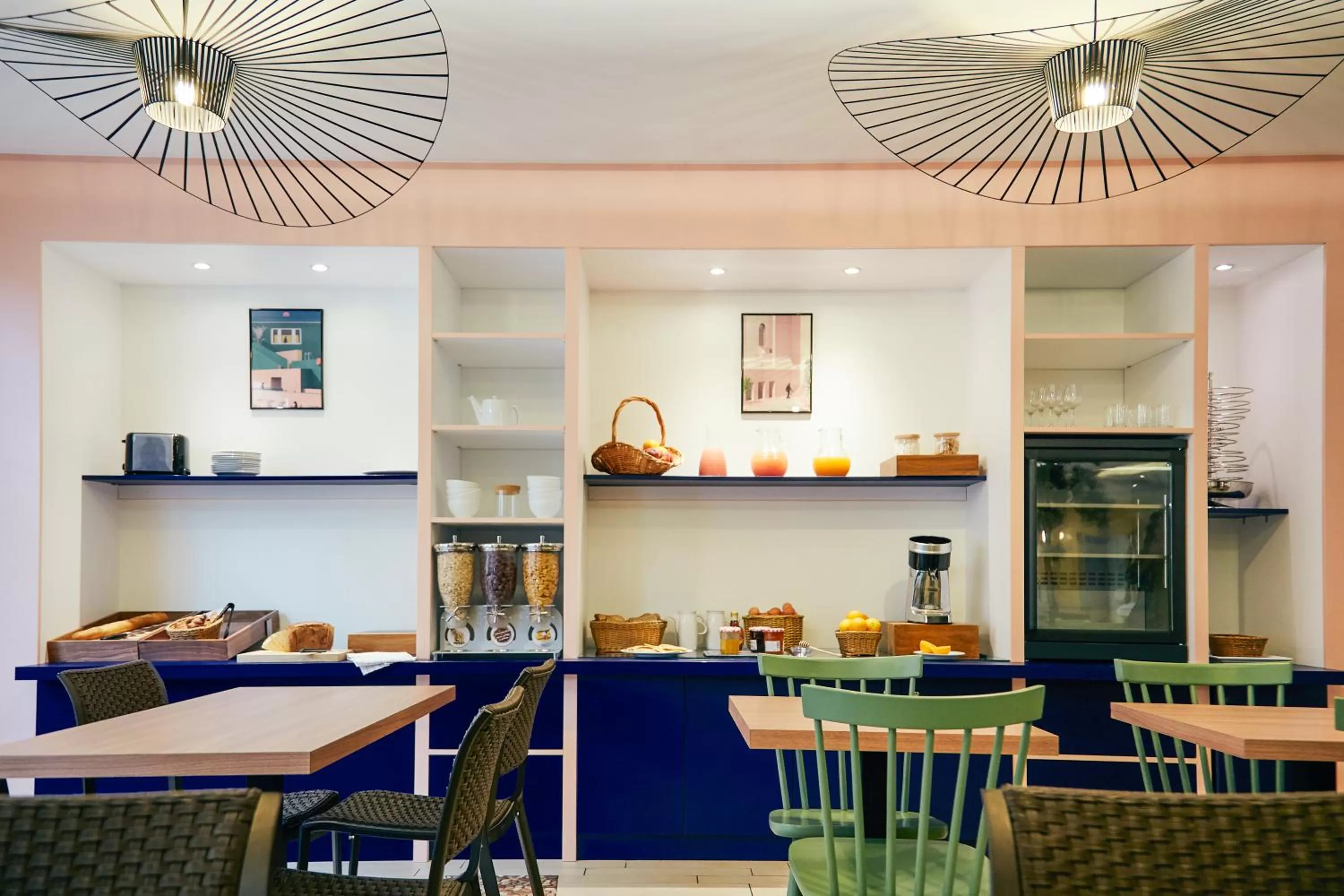 Buffet breakfast in Aparthotel Adagio Aix-en-Provence Centre