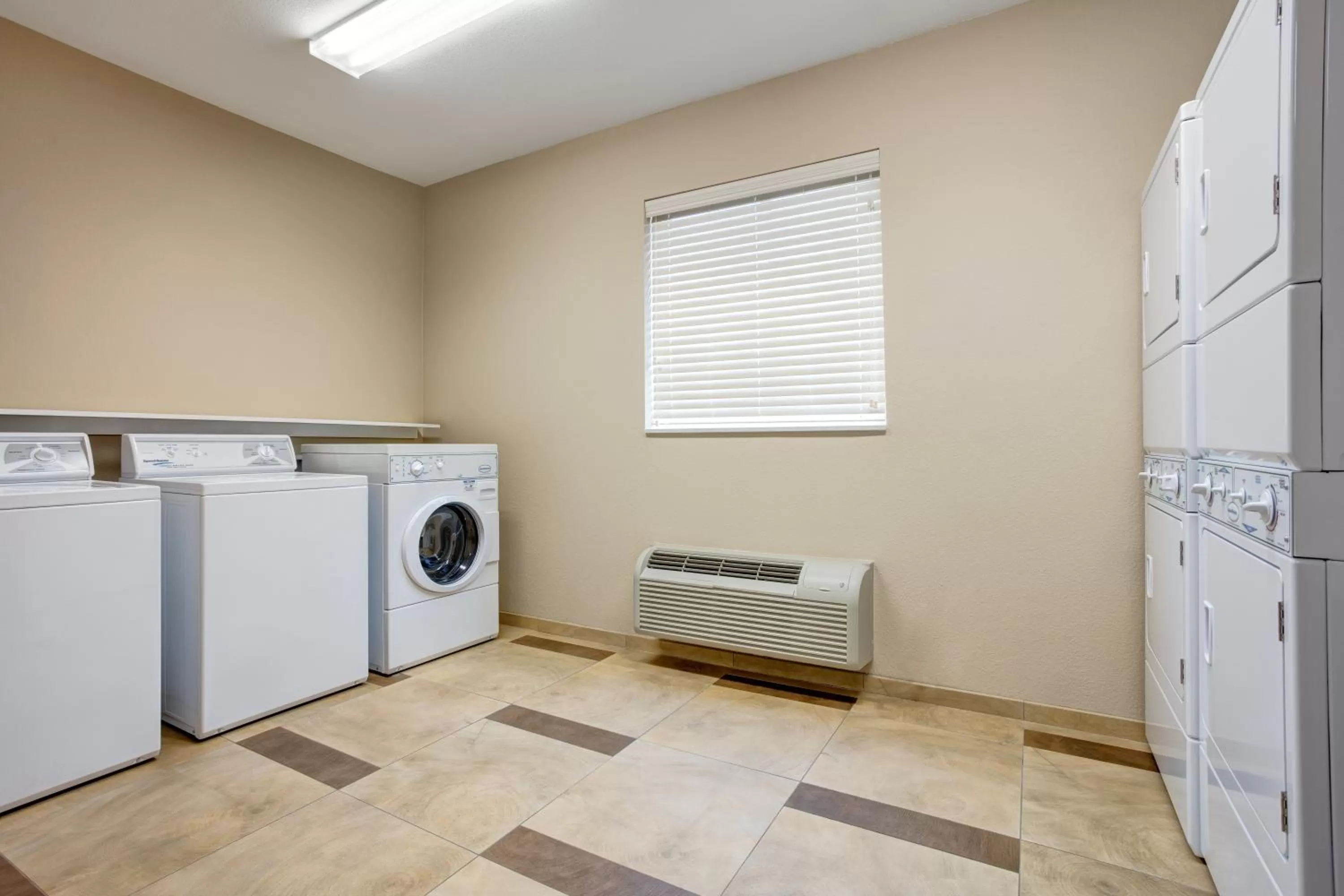 Other in Candlewood Suites Cut Off - Galliano by IHG