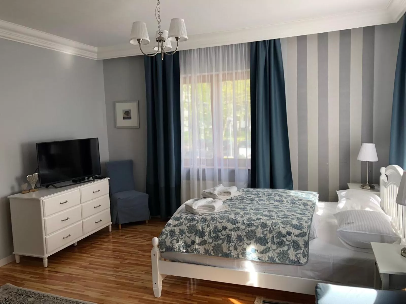 Bed in Willa 4 Pory Roku & Uznam