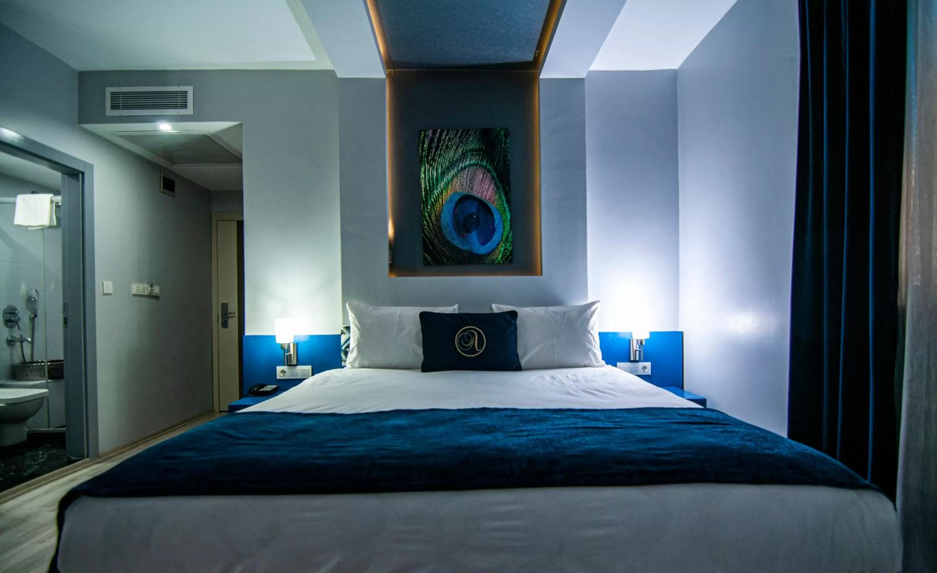 Bed in Lapis Inn Hotel & Spa ( Ex. Ambassador Hotel)