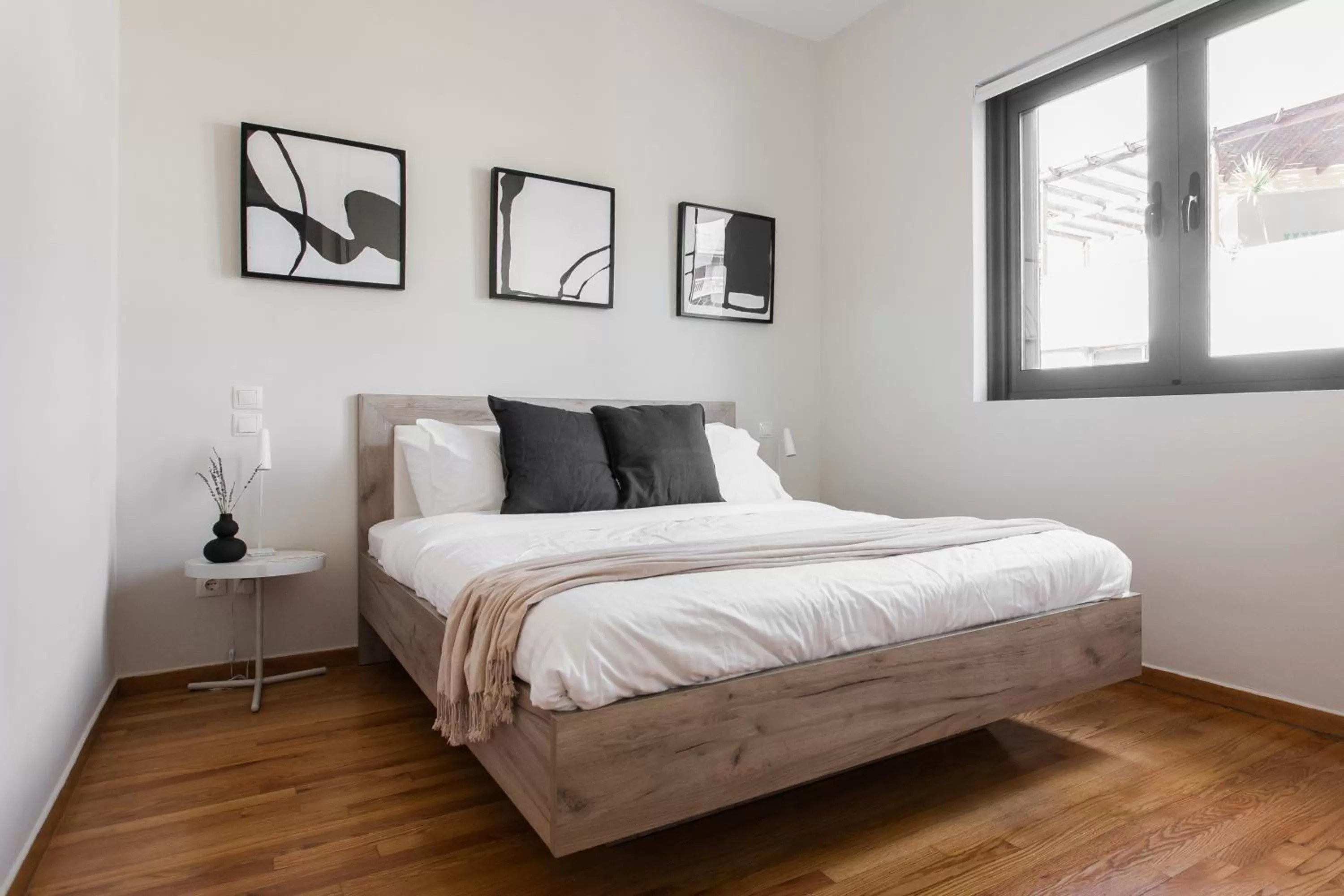 Bedroom, Bed in ZOIA The Hill by UPSTREET