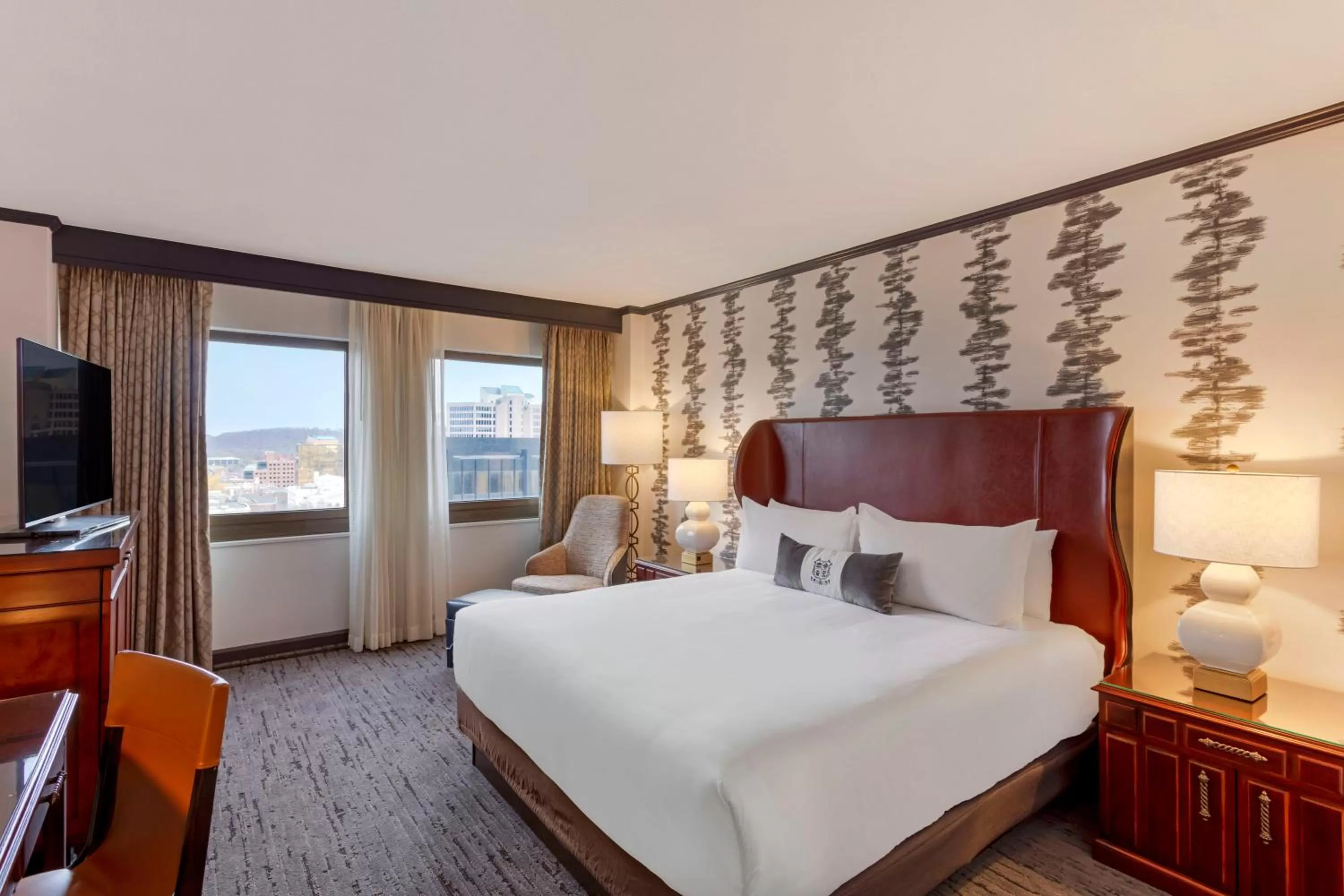 One Bedroom Suite - 1 King Bed in Omni New Haven Hotel at Yale