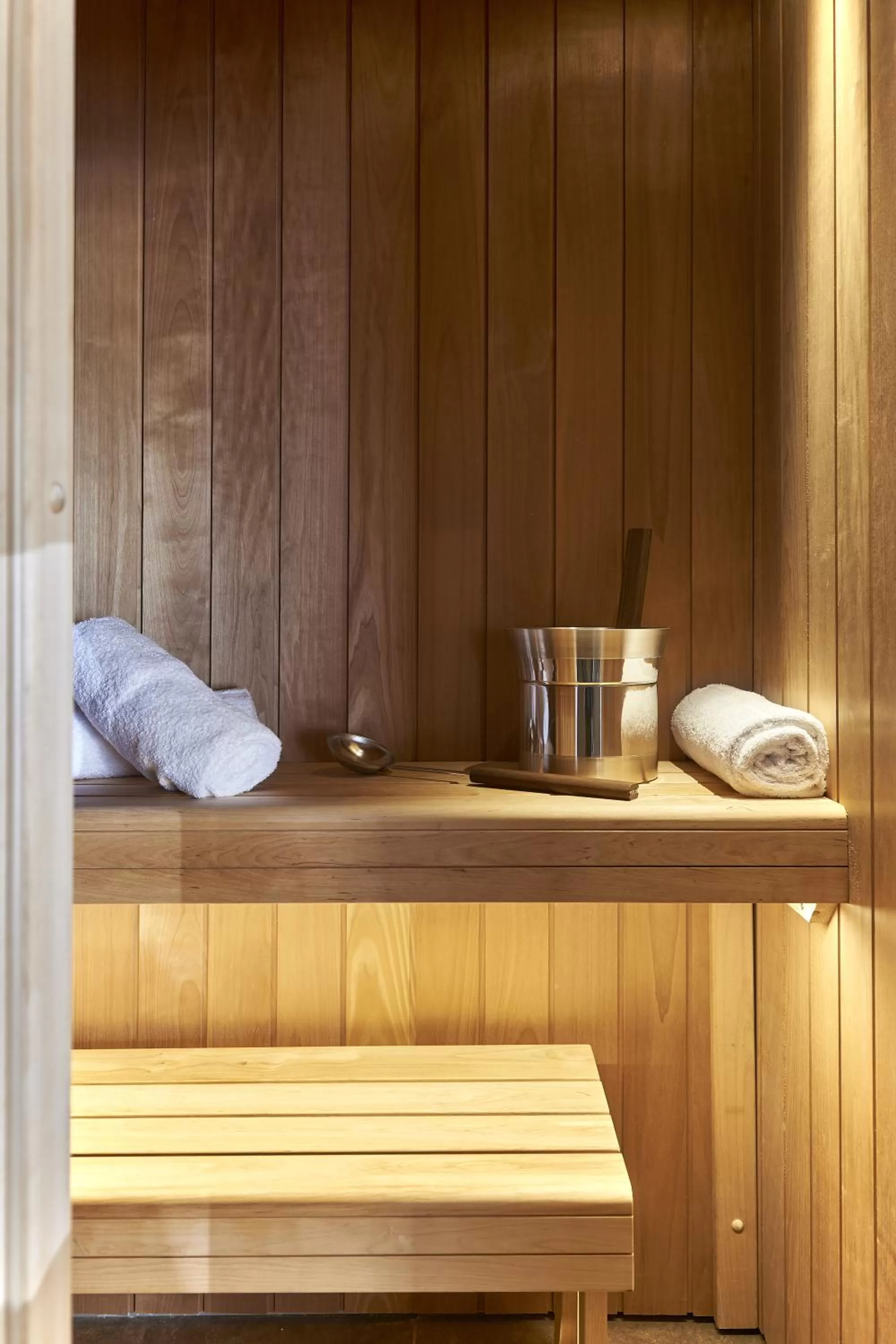 Sauna in Splendid Hotel & Spa Nice