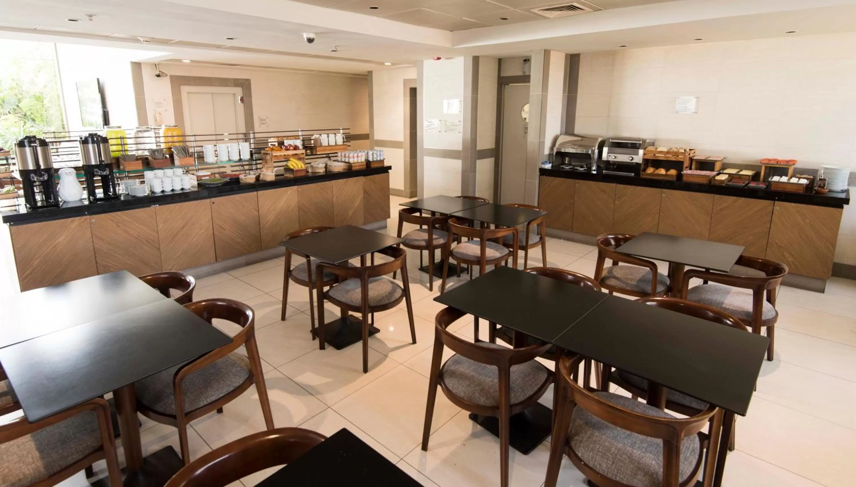 Breakfast in Holiday Inn Express - Iquique by IHG
