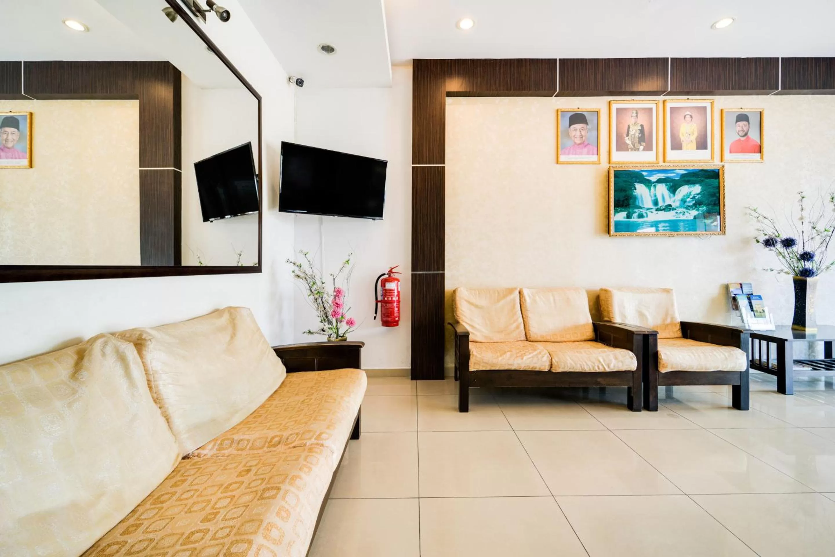 Seating Area in OYO 44053 El Zahra Moda Alor Setar