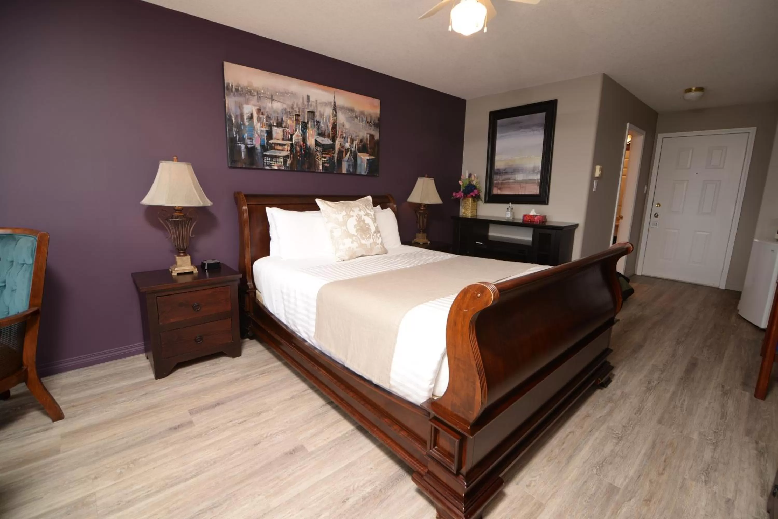 Photo of the whole room, Bed in Casa Grande Inn