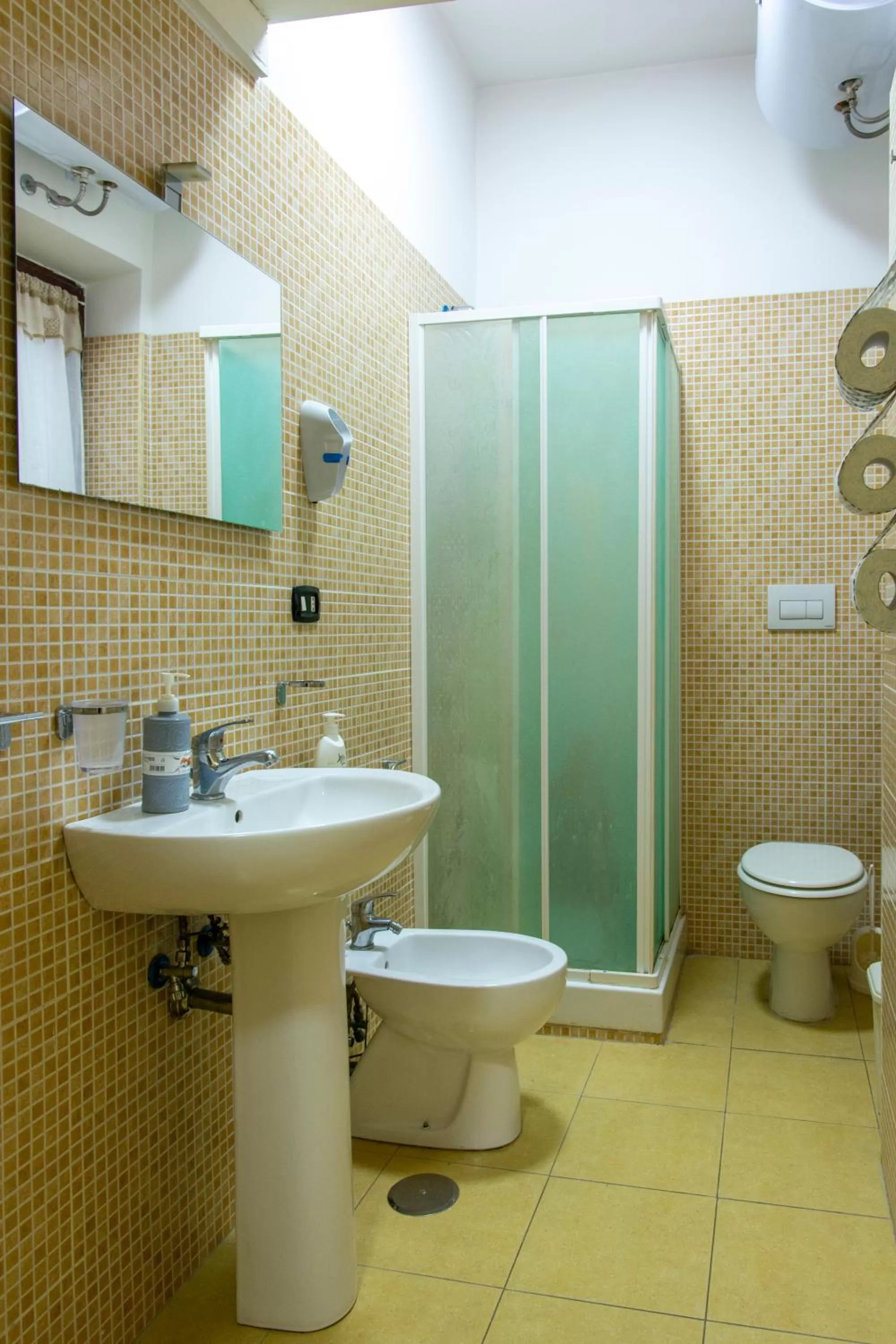Bathroom in Stazione Centrale B&B