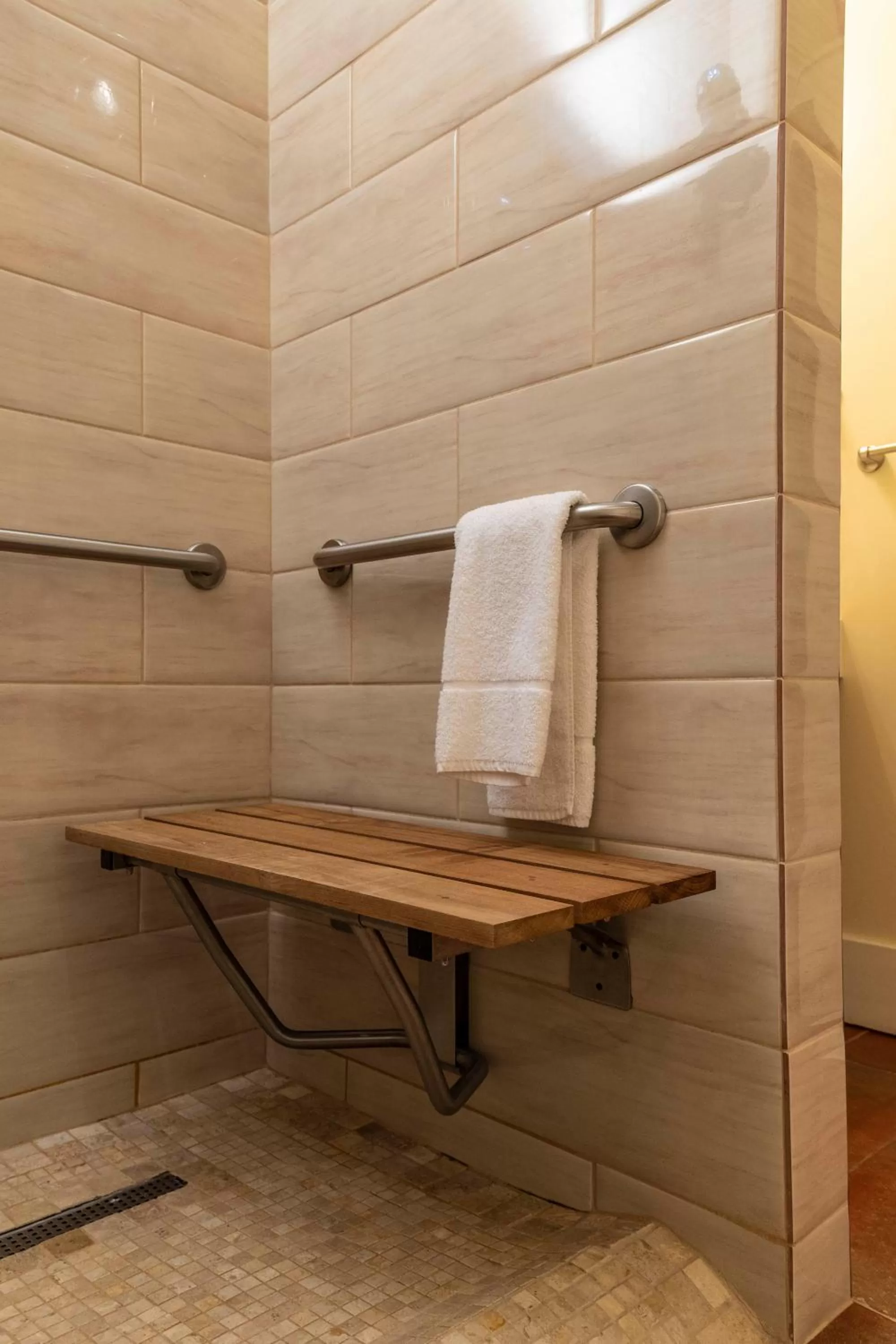 Shower in Hotel Broad Ripple