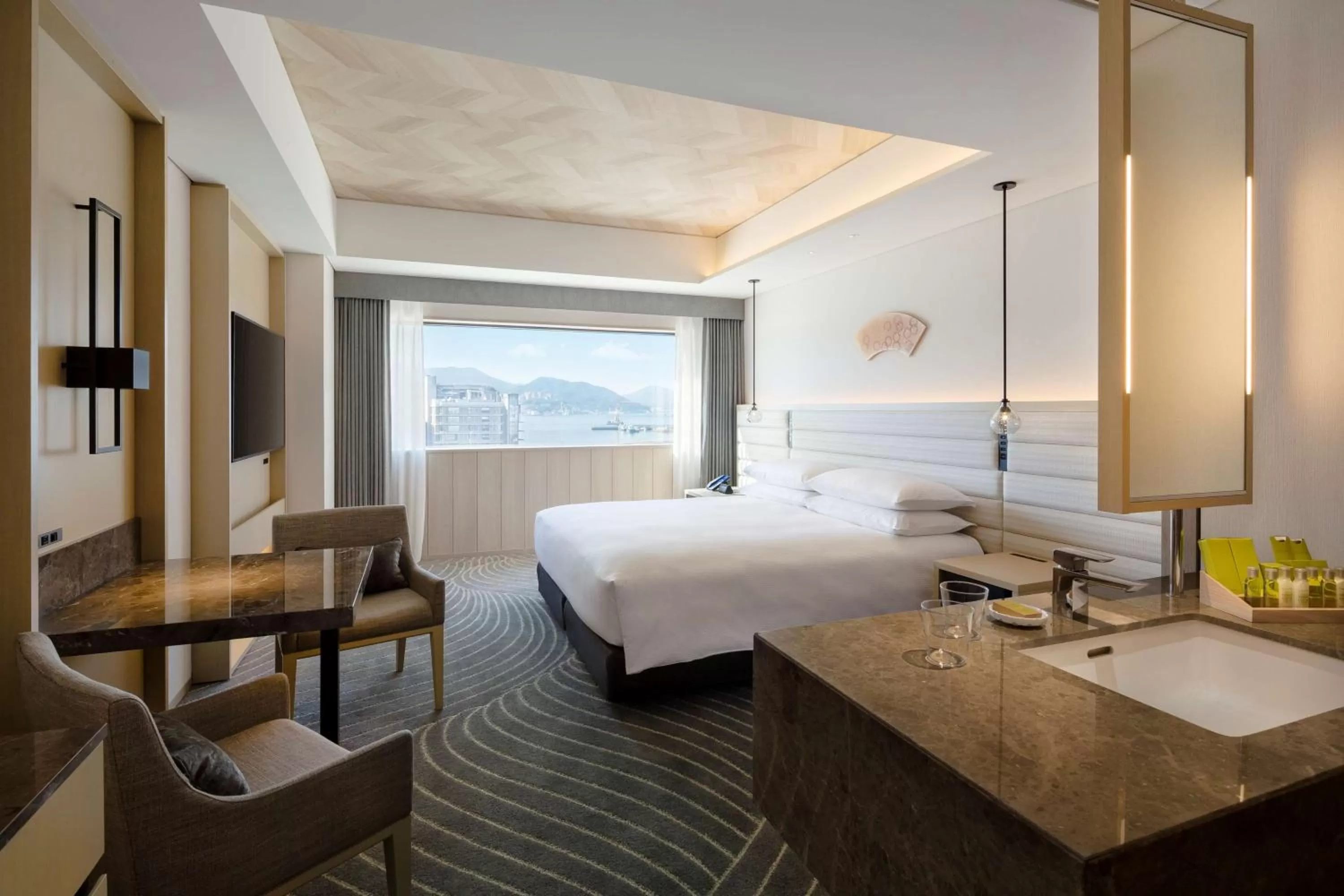 Bedroom, Bed in Hilton Nagasaki