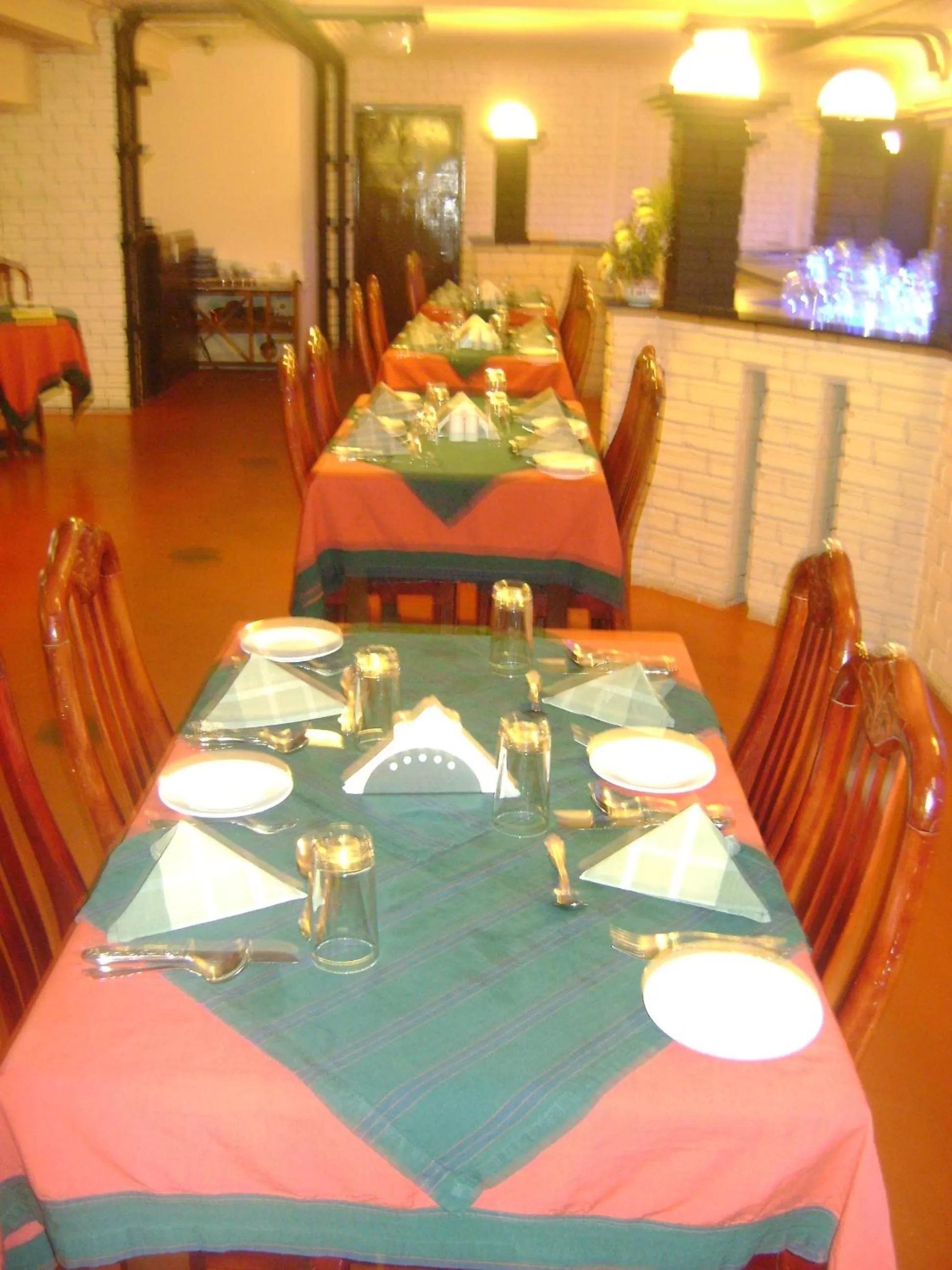 Food and drinks in Manuelsons Malabar Palace