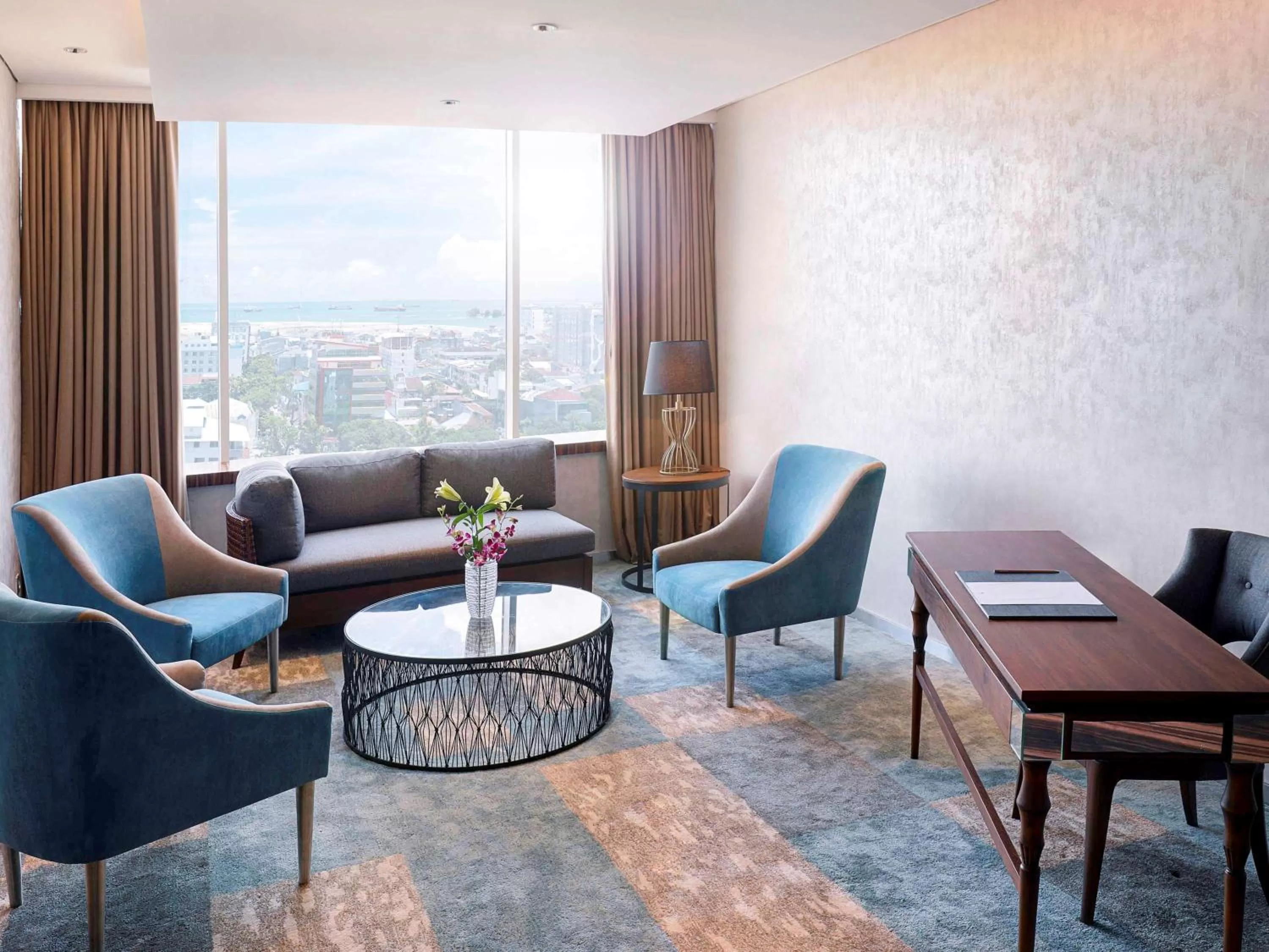 Photo of the whole room in Novotel Makassar Grand Shayla