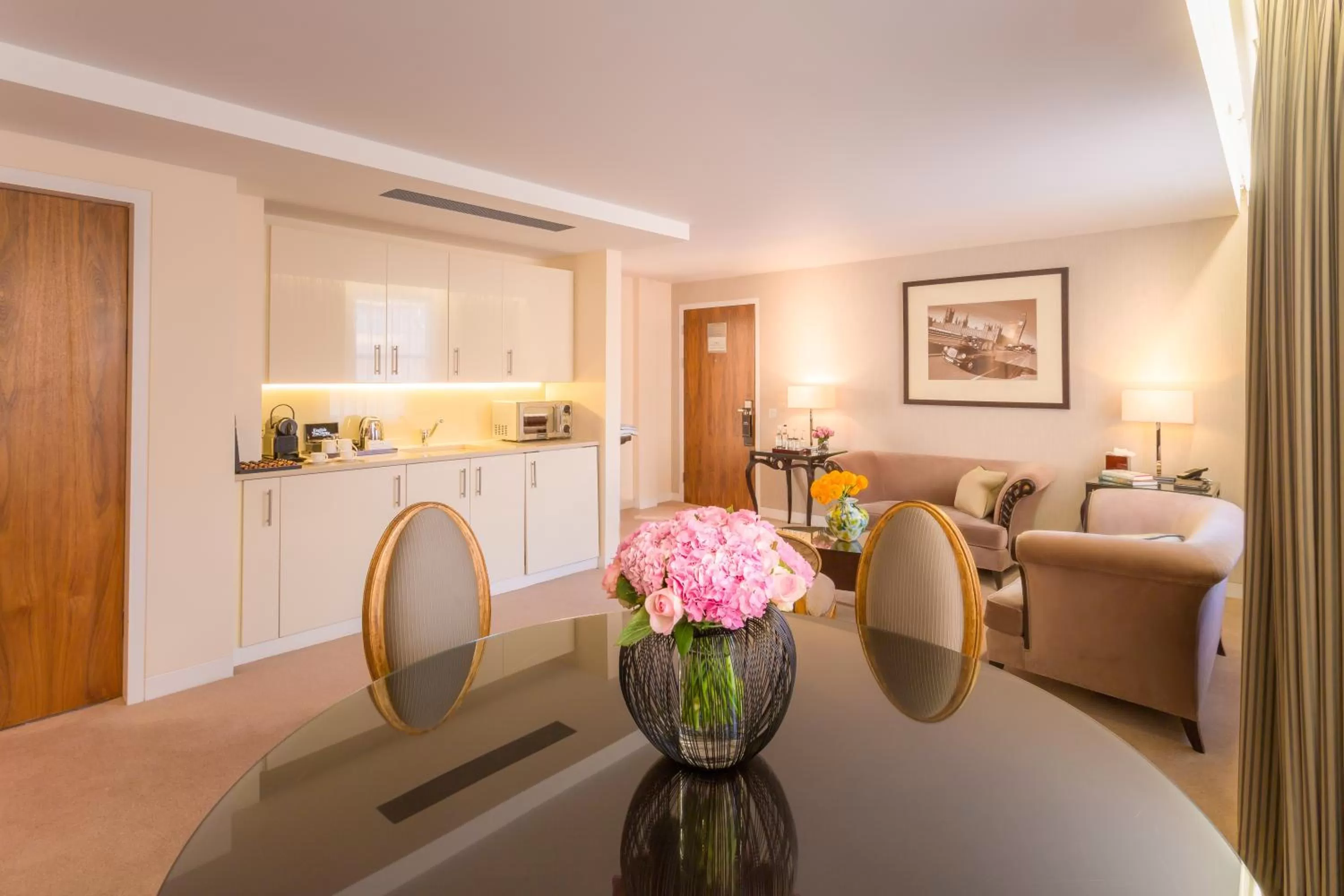 Coffee/tea facilities in Ten Manchester Street Hotel