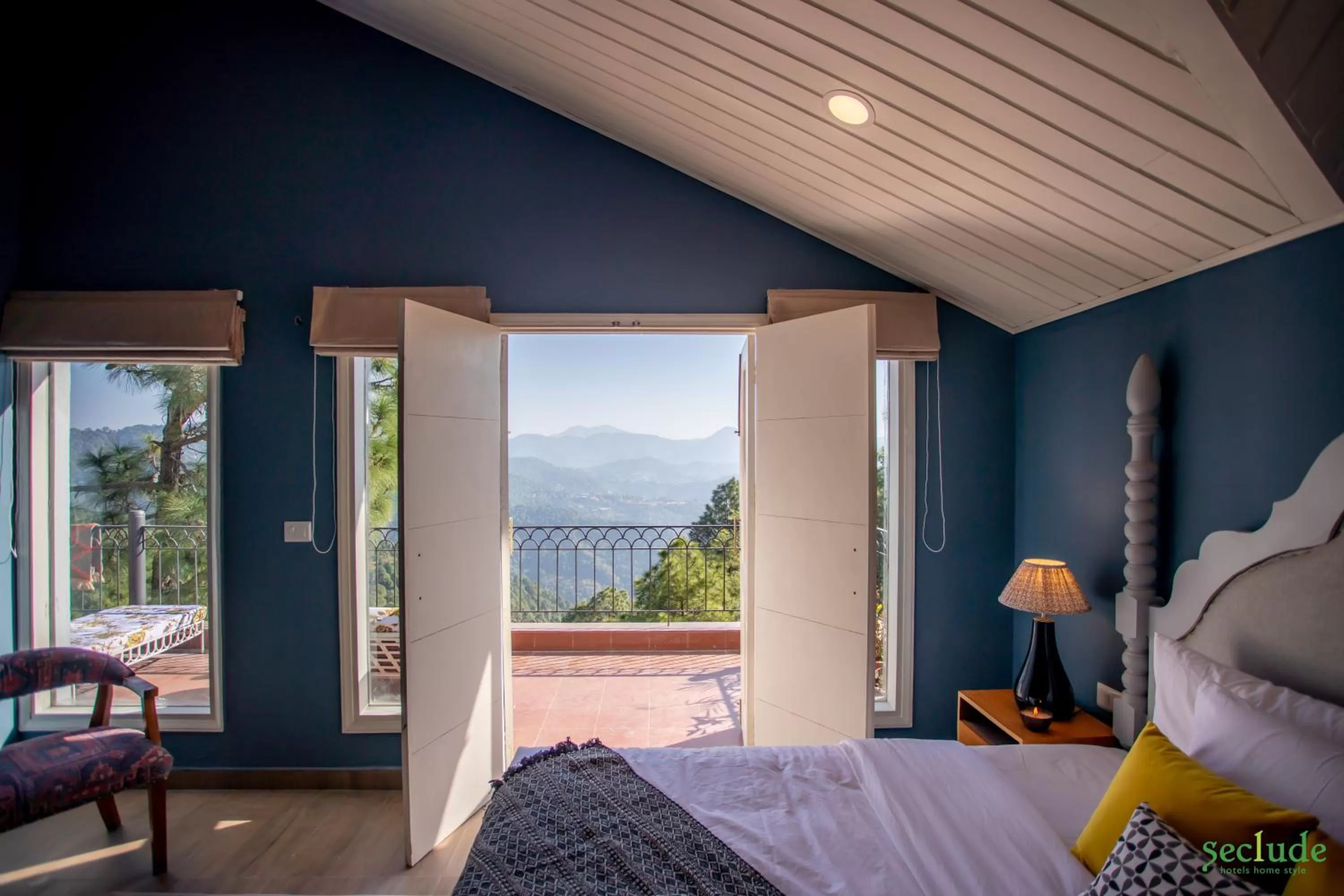 Bedroom, Bed in Seclude Kasauli, Himachal Pradesh