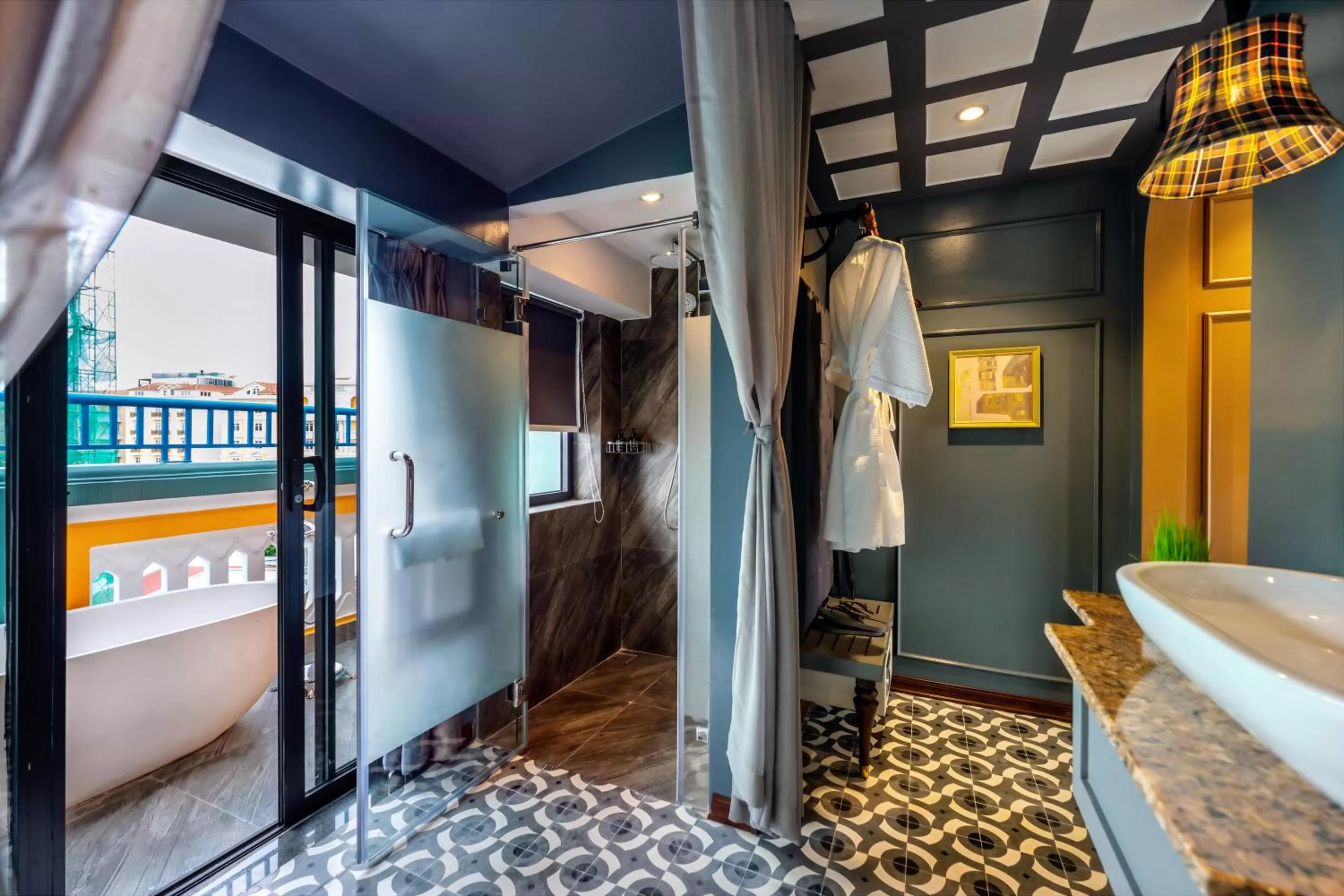 Bathroom, Bed in Son Hoi An Boutique Hotel & Spa