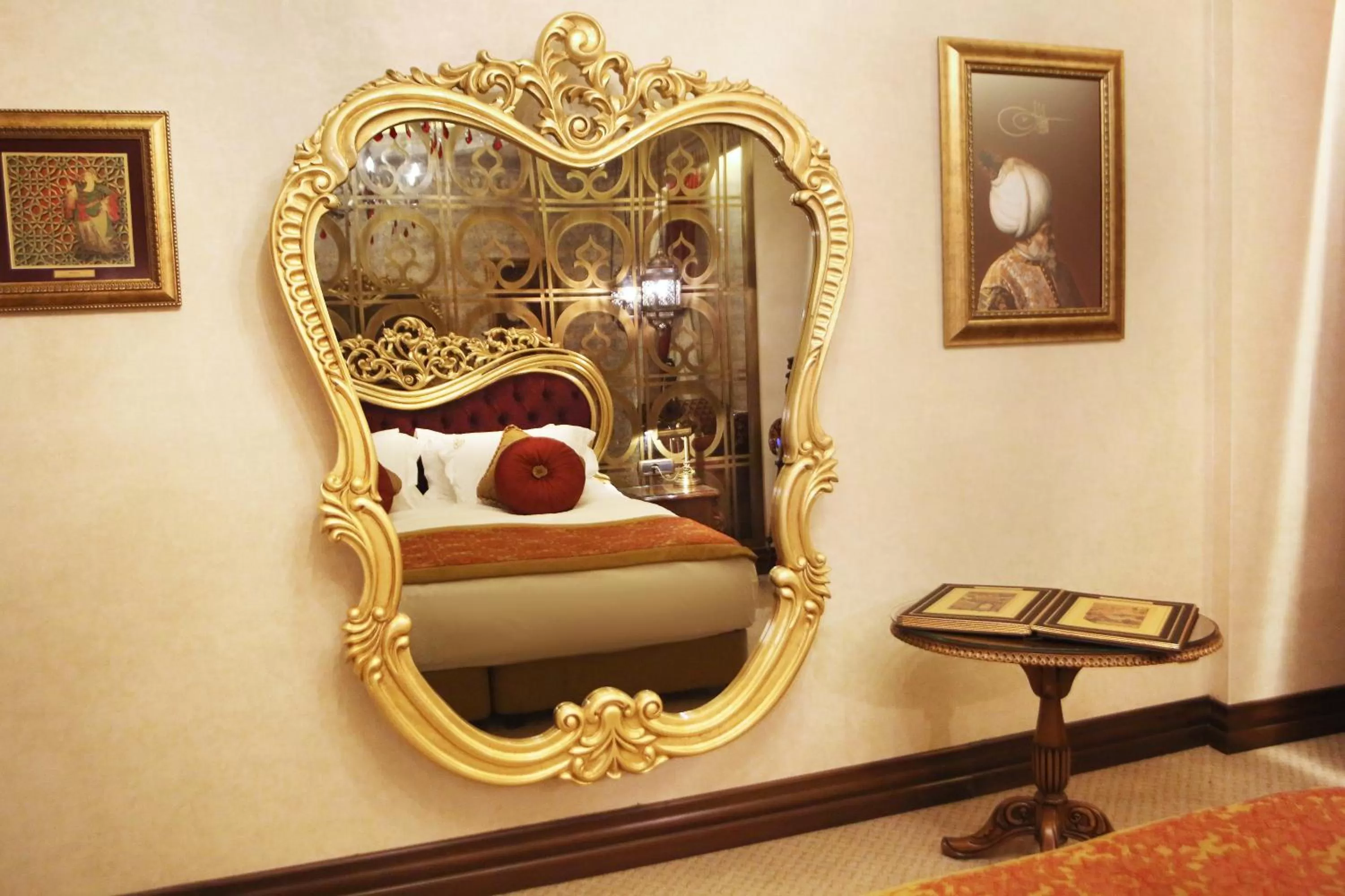 Photo of the whole room in Daru Sultan Hotels Galata