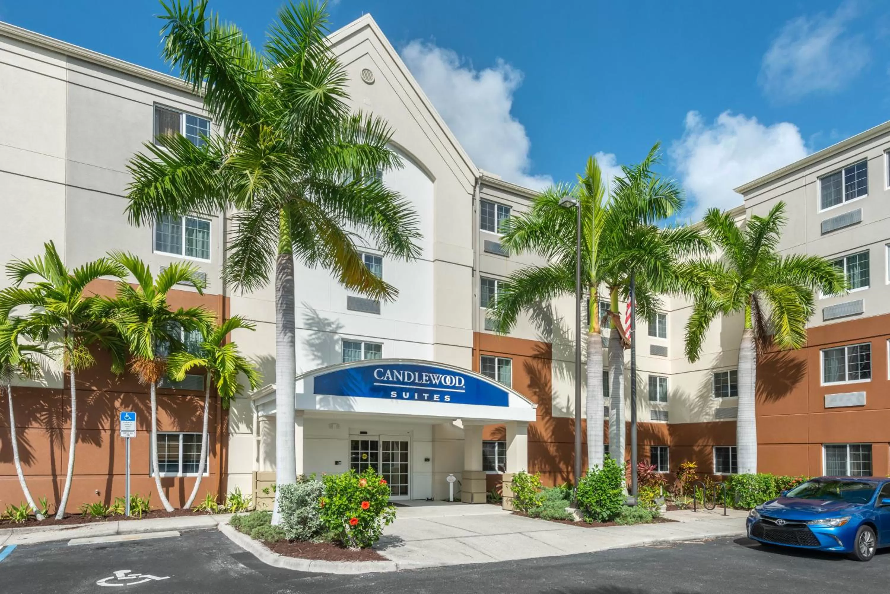 Candlewood Suites Fort Myers/Sanibel Gateway by IHG