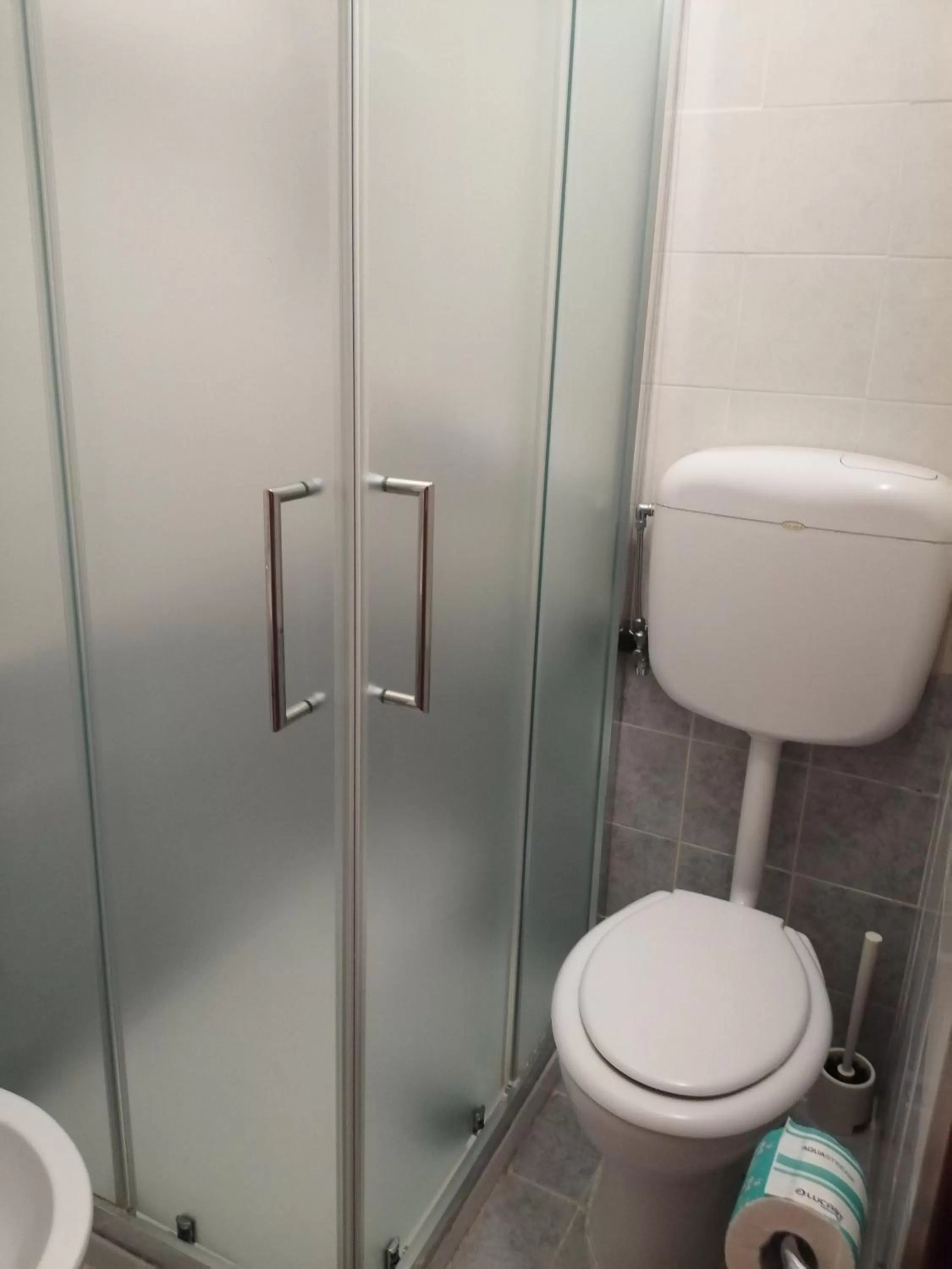 Shower in Morfeo B&B