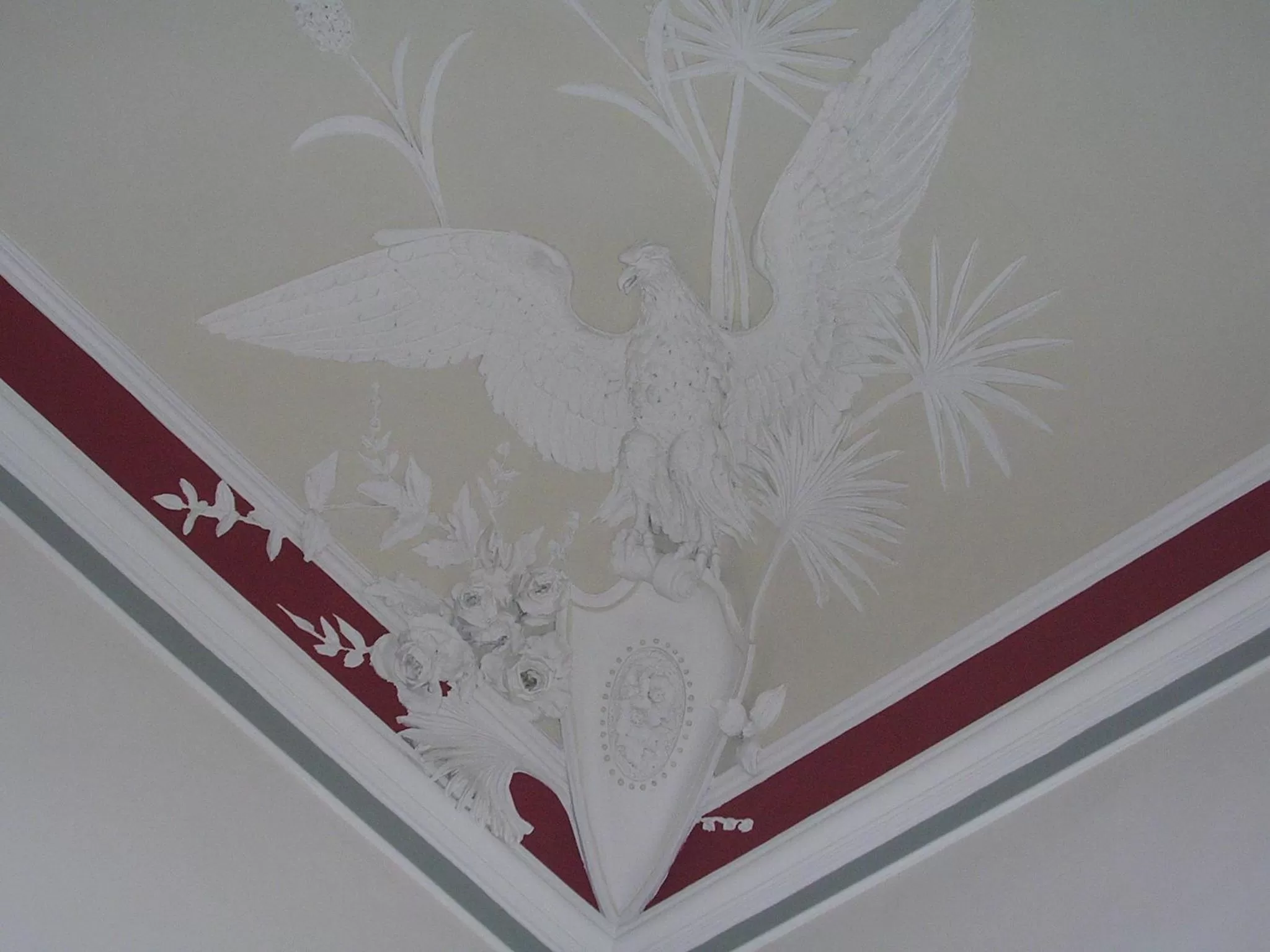 Decorative detail in RossoCorallo B&B