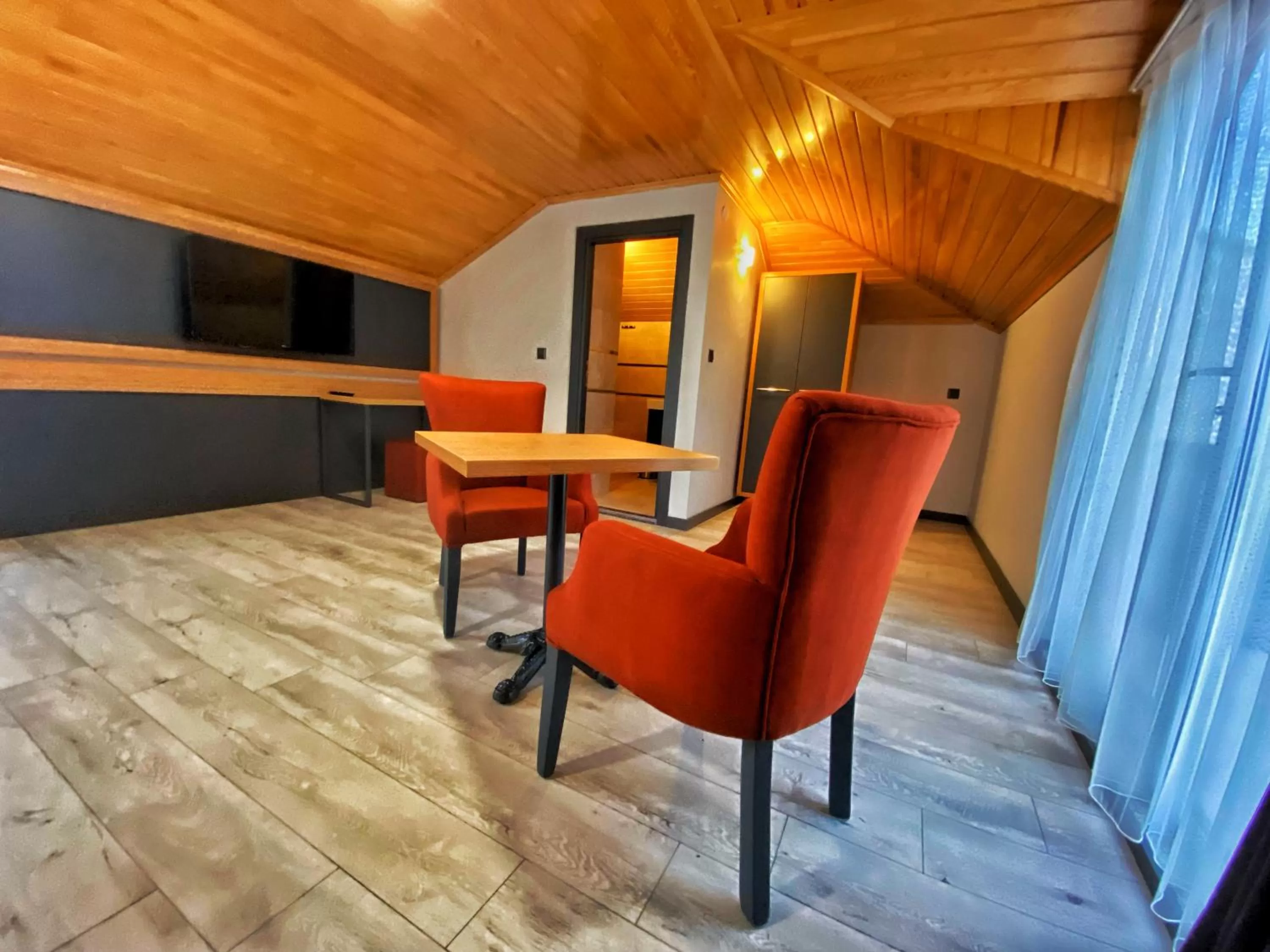 Massage in My House Suite