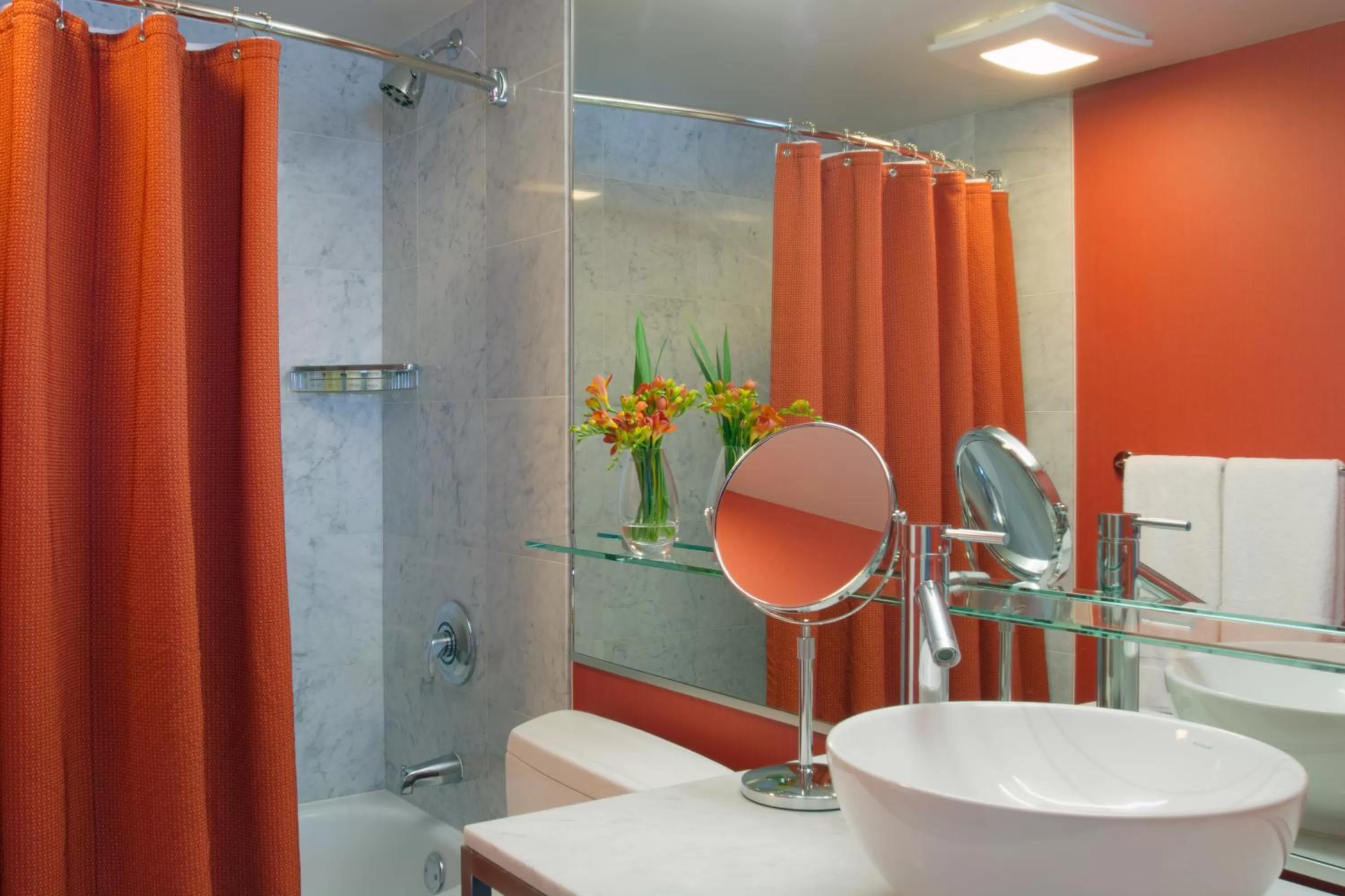 Bathroom in Hotel Murano