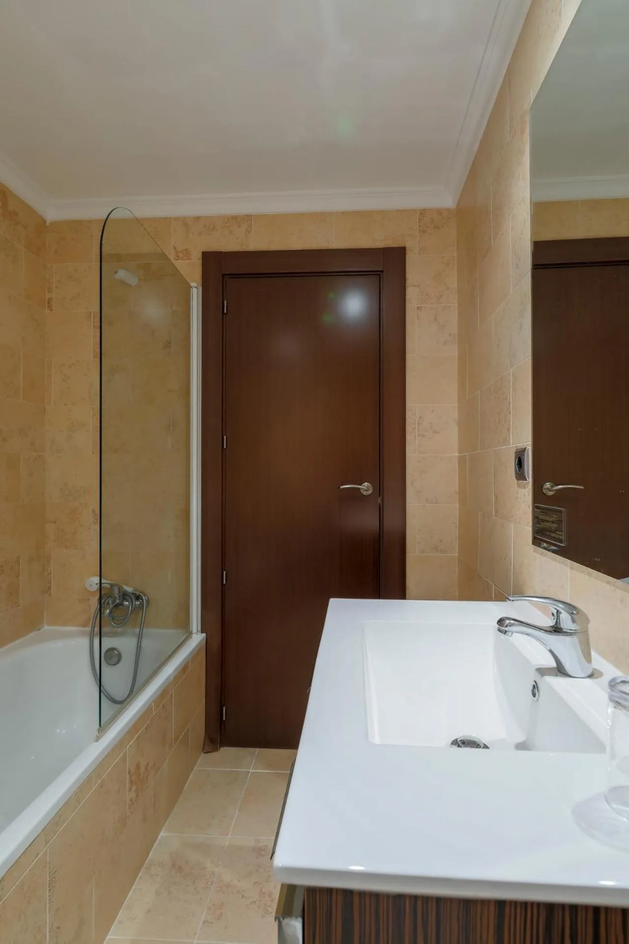 Bathroom in Hotel El Mesón