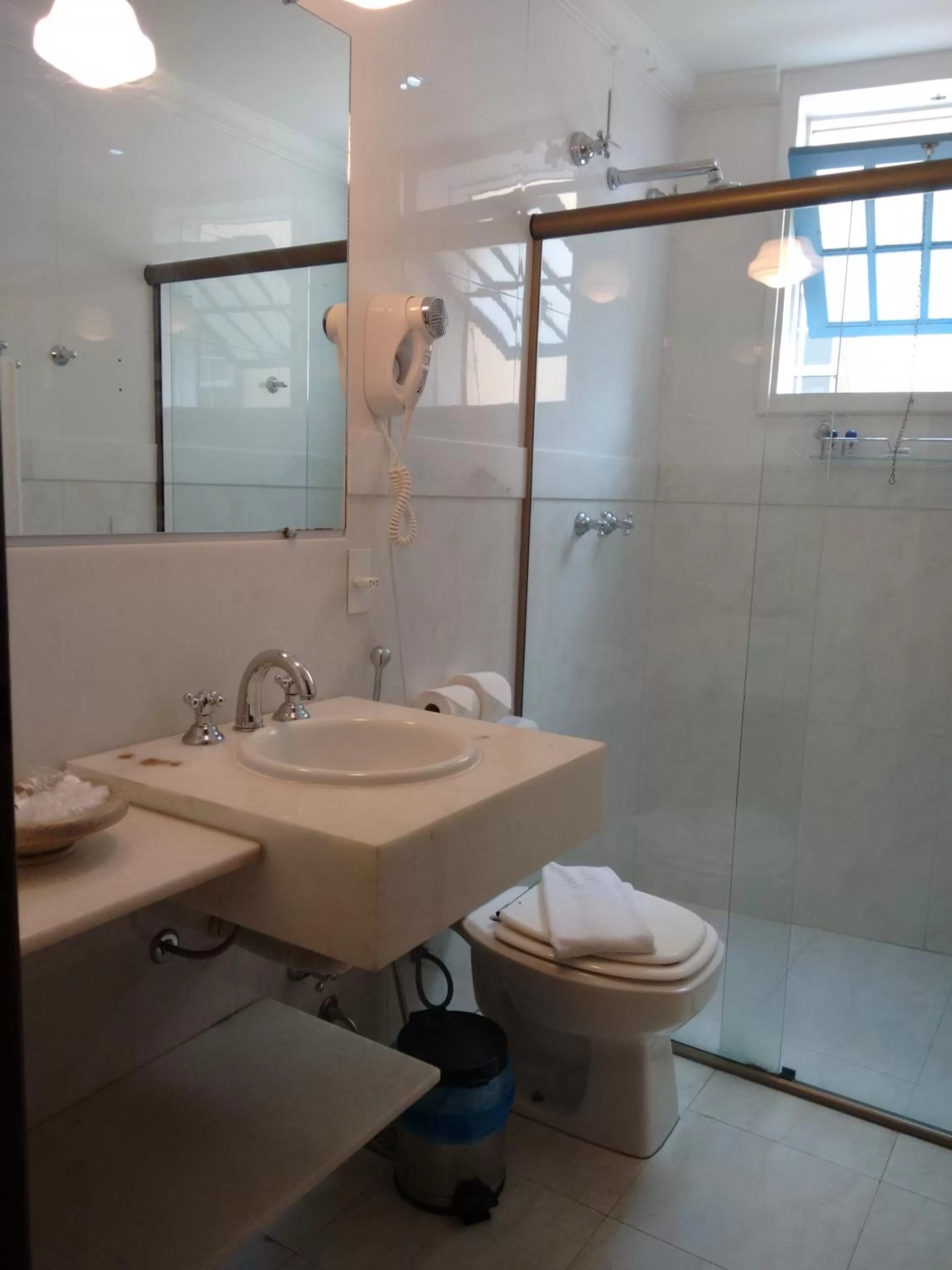 Shower in Hotel Pousada Minas Gerais