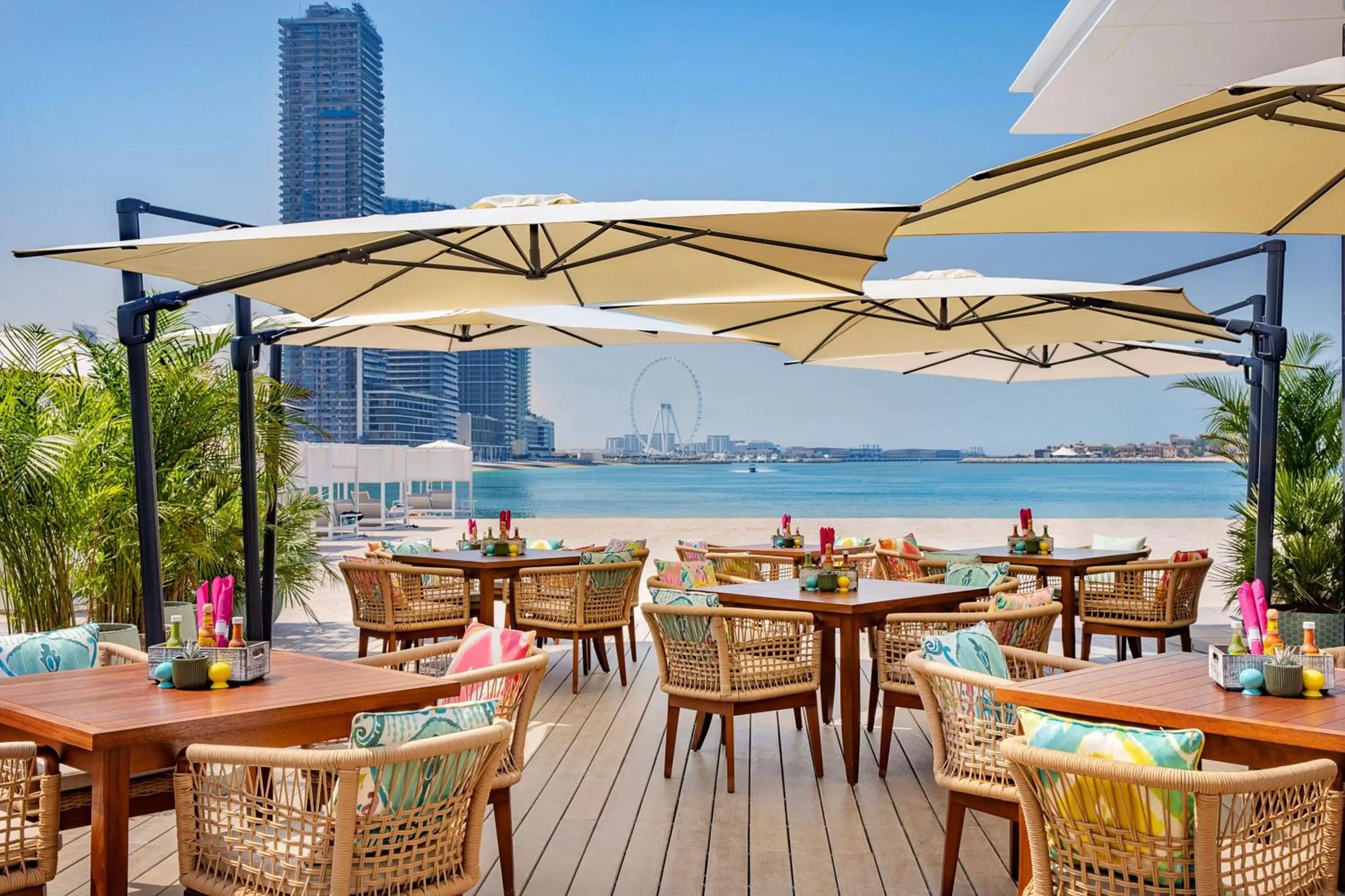 Restaurant/places to eat in Marriott Resort Palm Jumeirah, Dubai