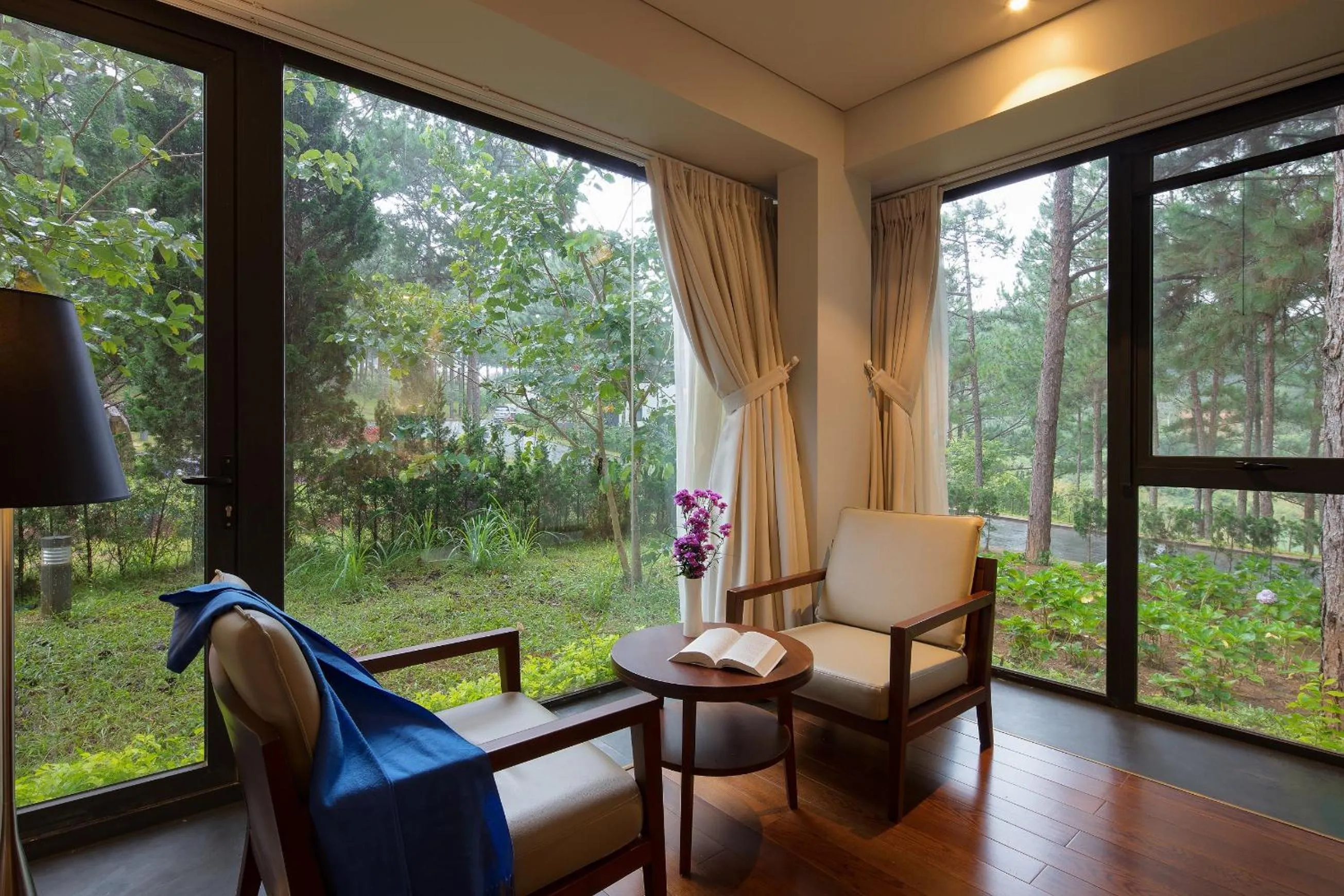 Seating area in Terracotta Hotel & Resort Dalat