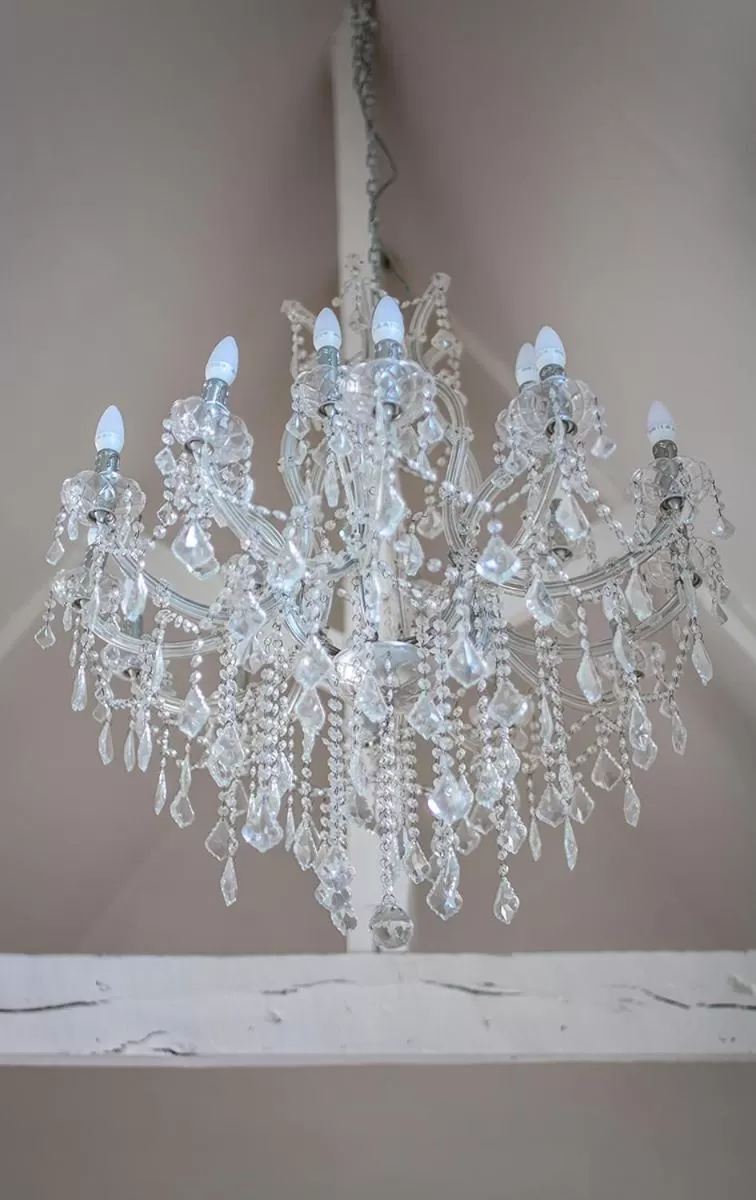 Decorative detail in Bienvenue Chez Nous