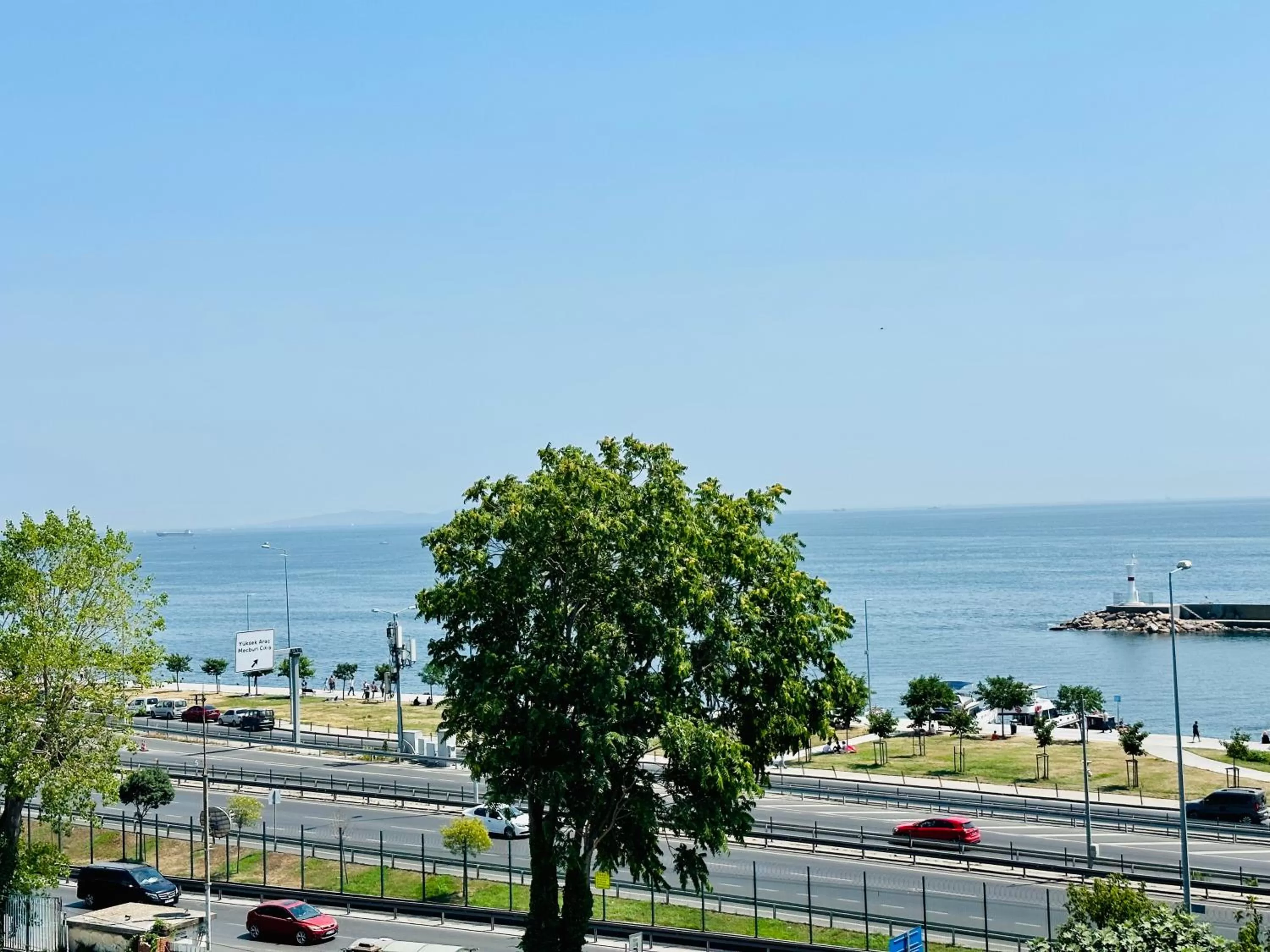 Day in Newalla Hotel Old City