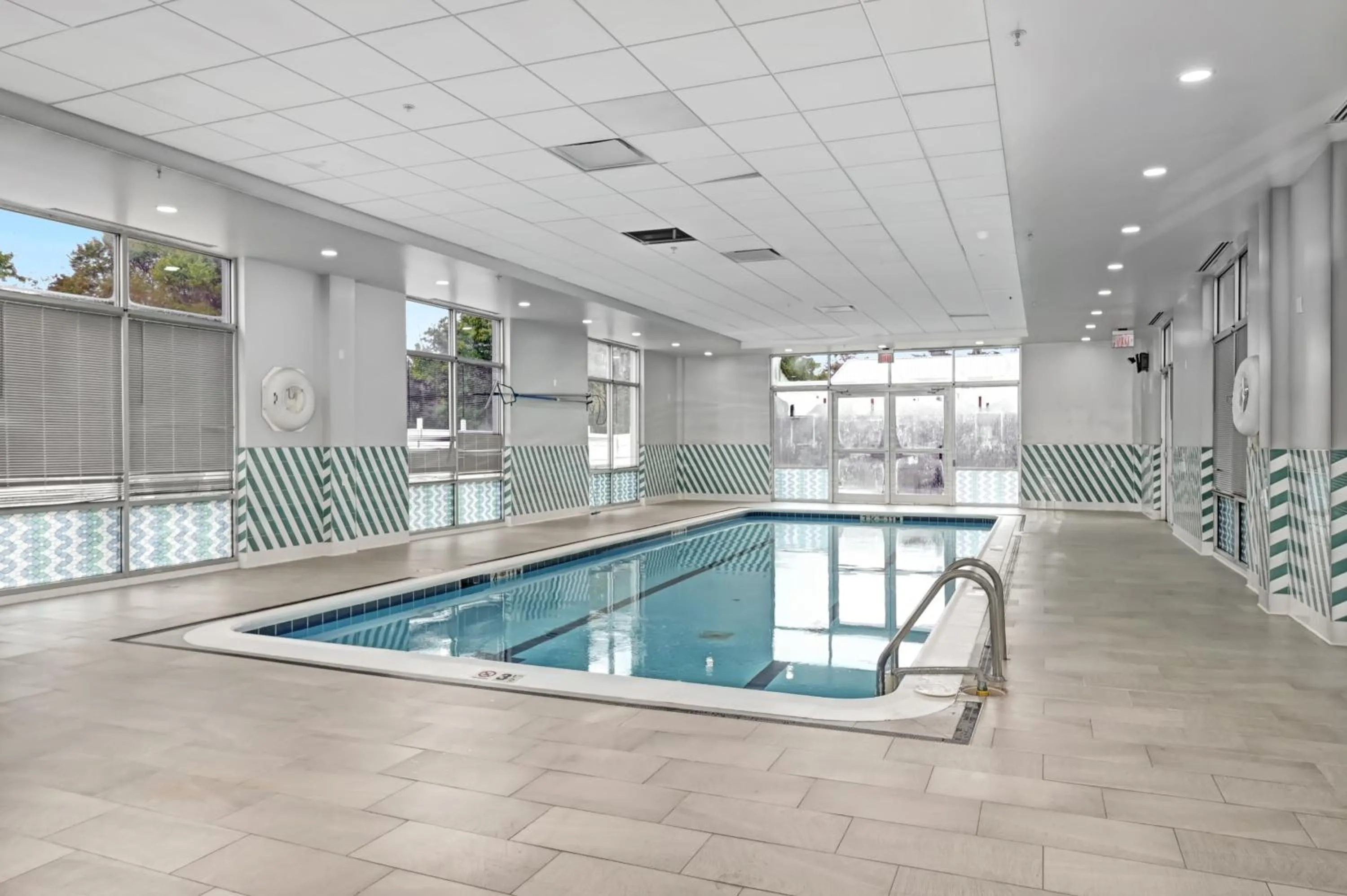 Swimming pool in Holiday Inn - Piscataway - Somerset by IHG