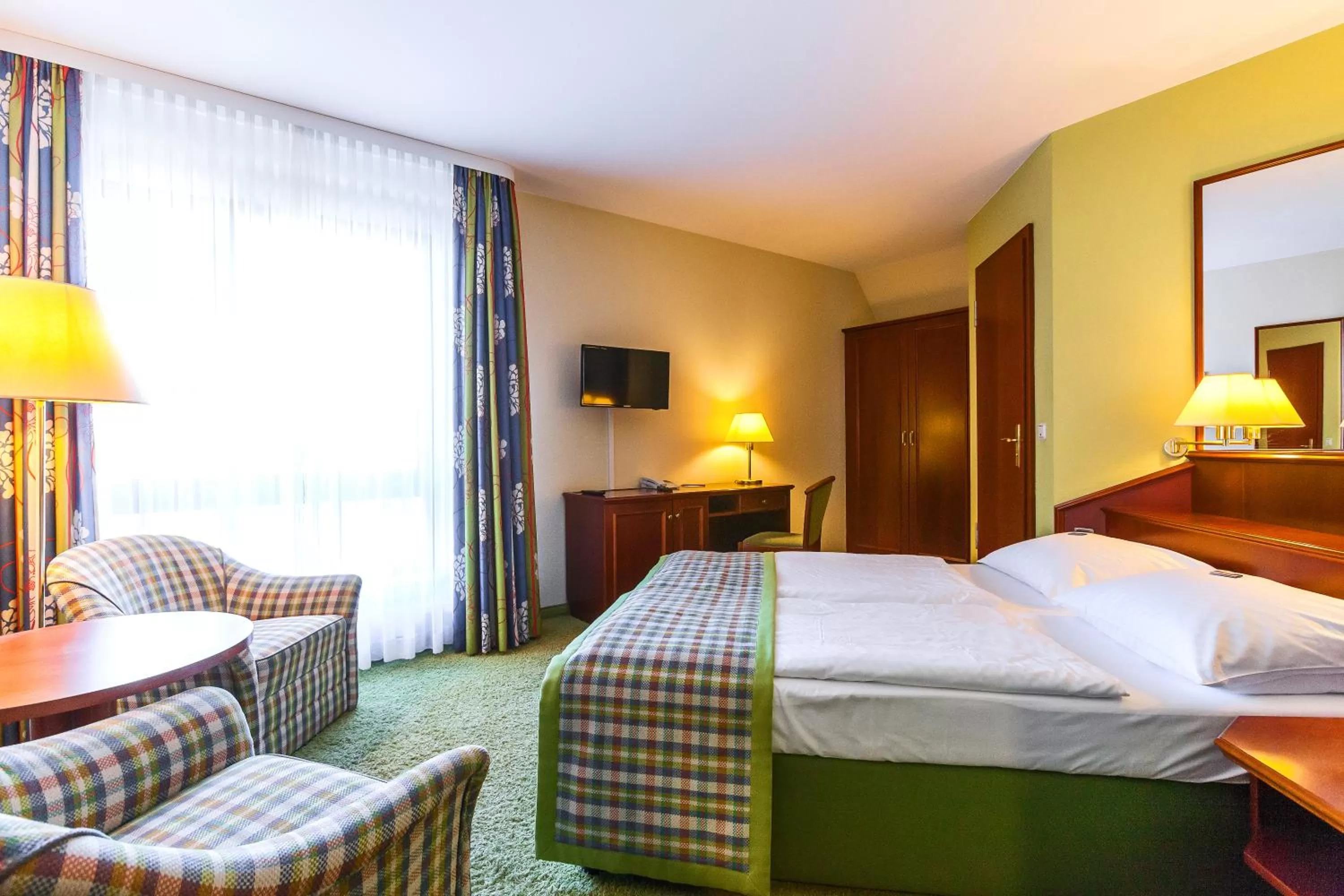 Photo of the whole room, Bed in Ringhotel Warnemünder Hof