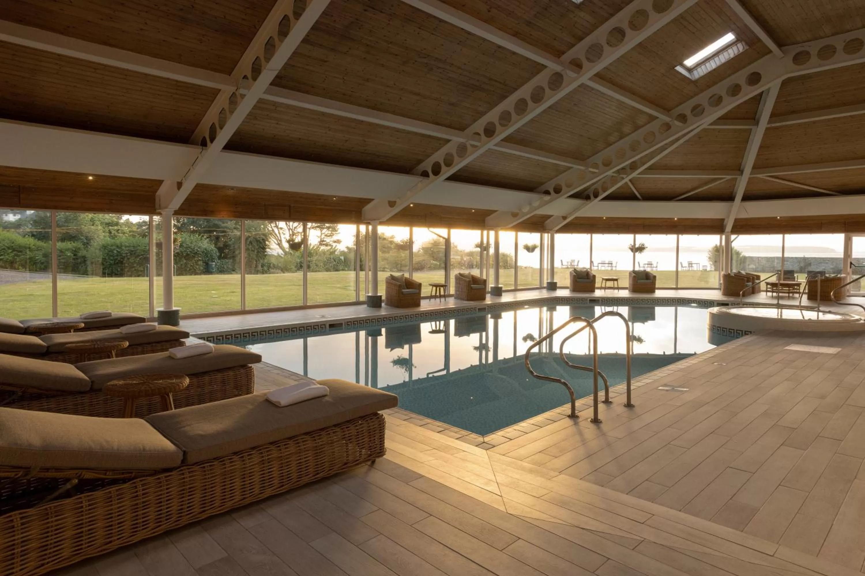 Swimming pool in Golf View Hotel & Spa