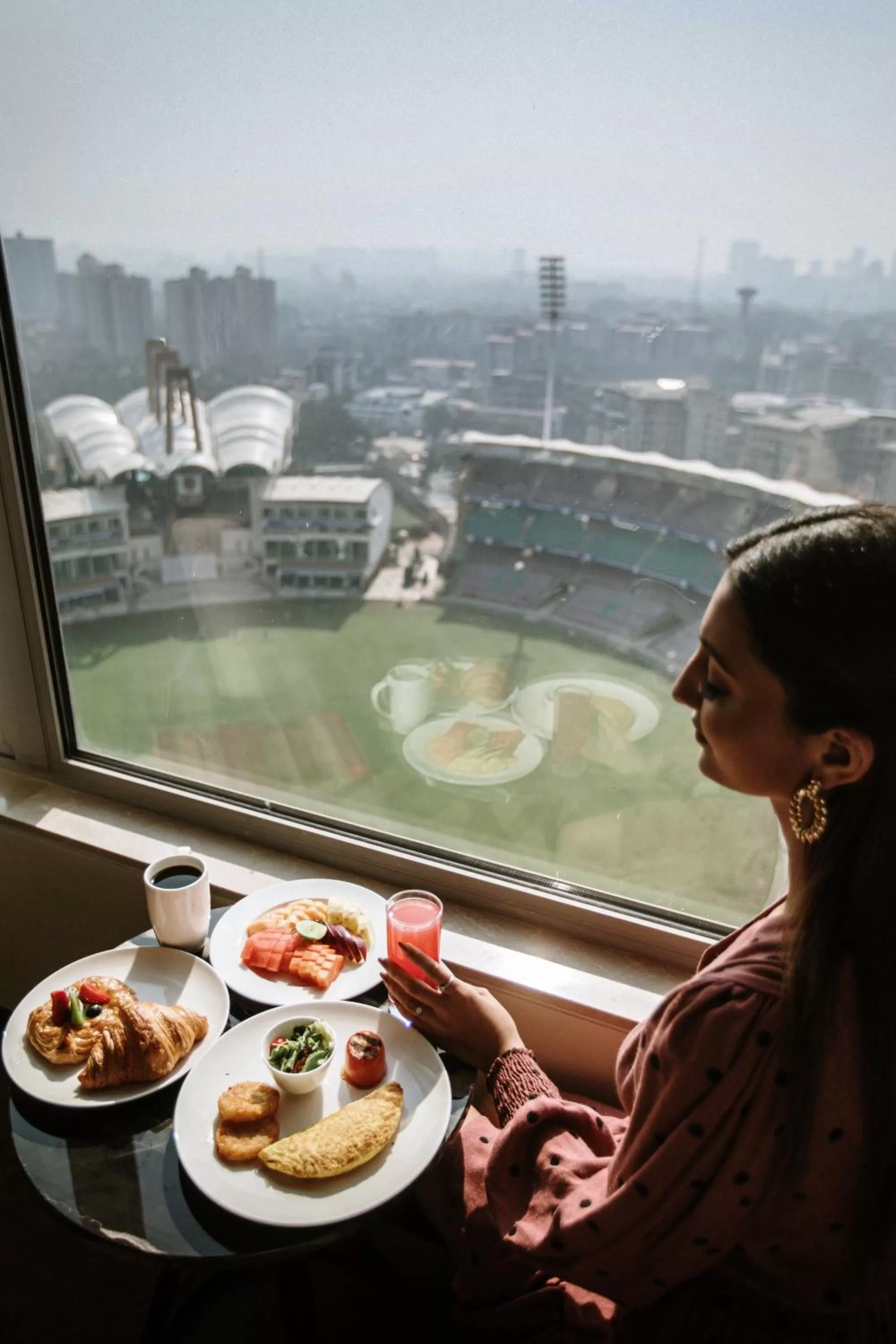 Dining area in Courtyard by Marriott Navi Mumbai