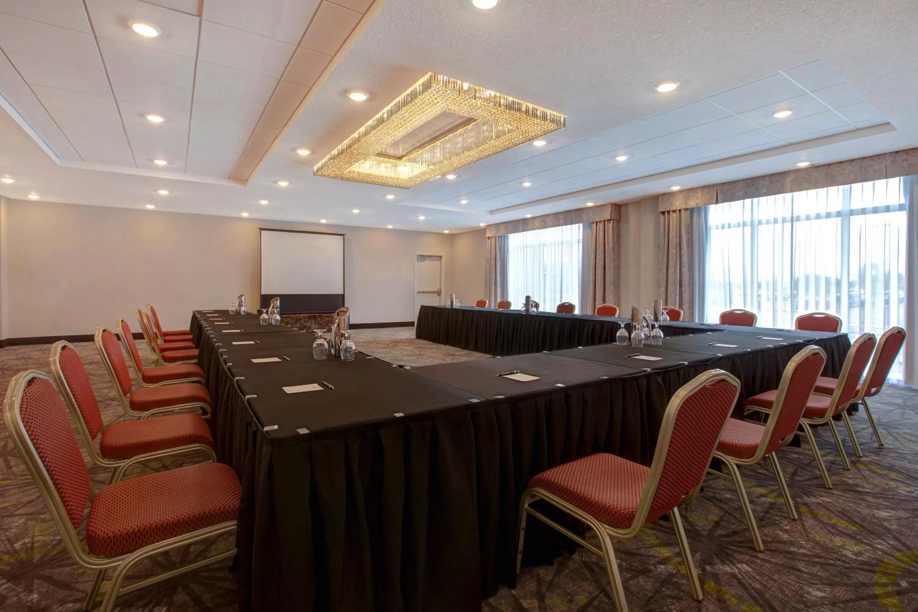 Meeting/conference room in Ramada by Wyndham St Paul AB