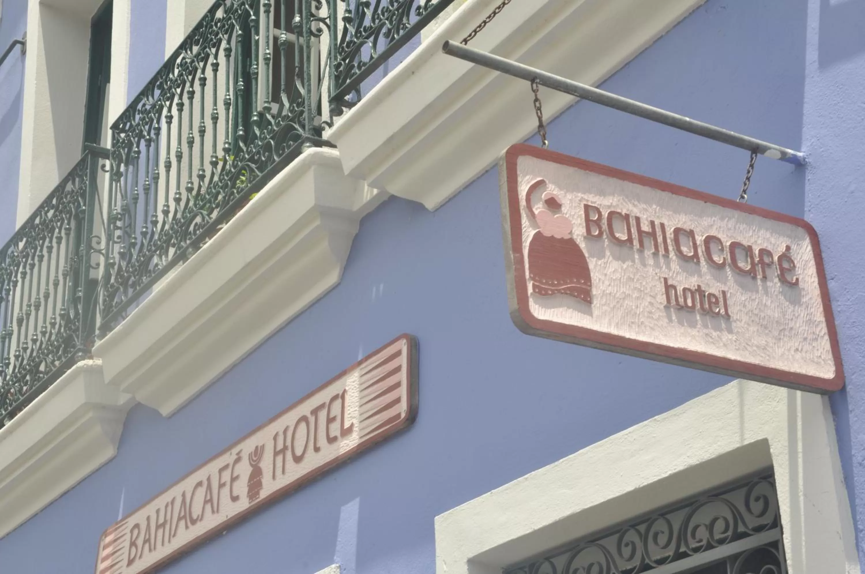 Facade/entrance in Bahiacafé Hotel