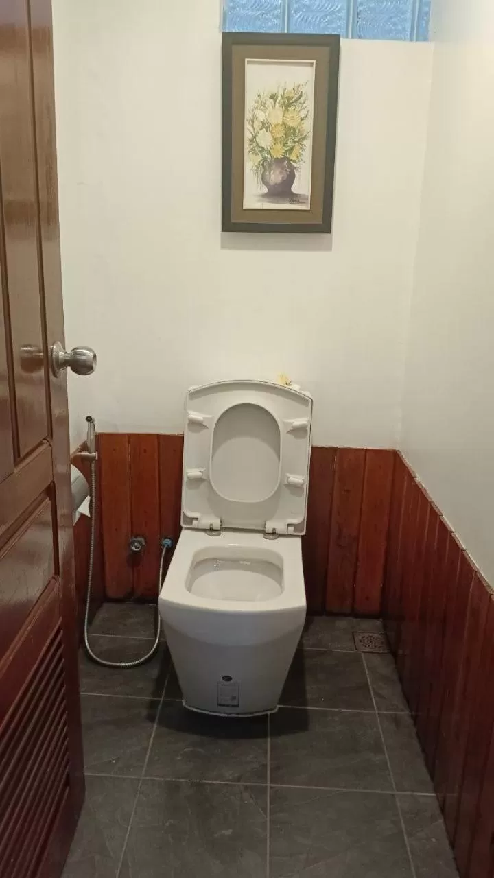 Bathroom in Maison Model d'Angkor