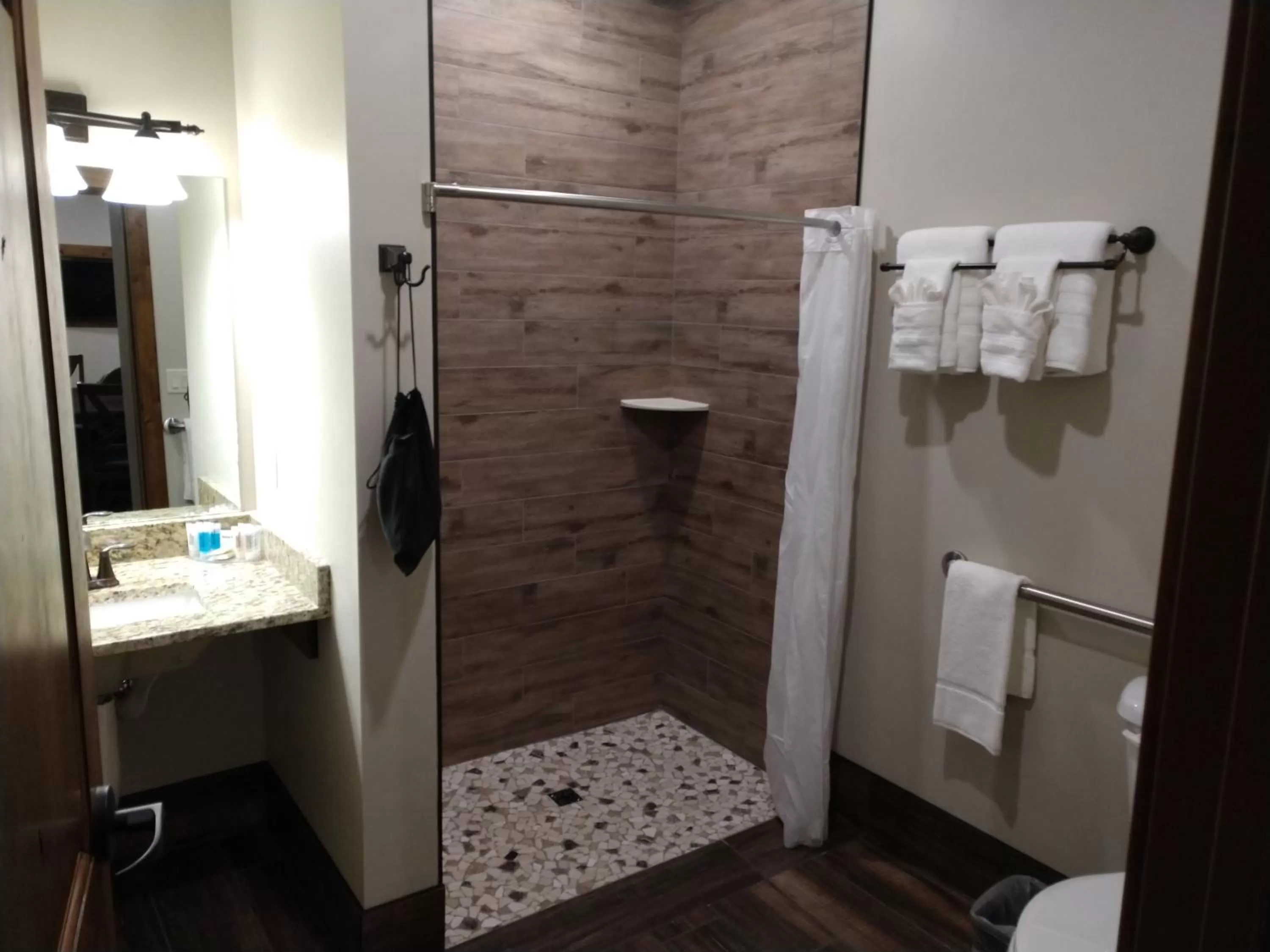 Shower in Sawtelle Mountain Resort