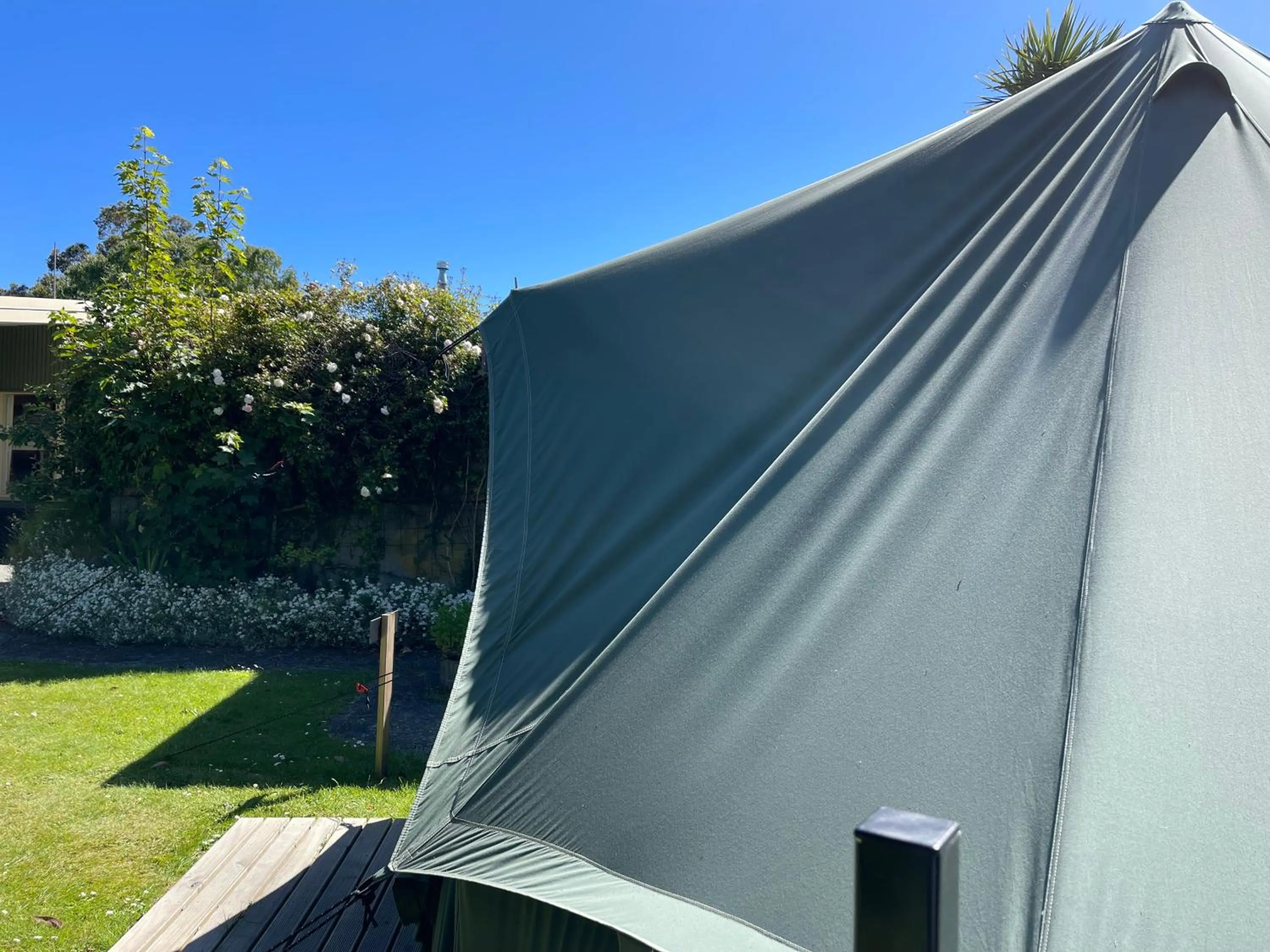 Te Anau Lakefront Backpackers