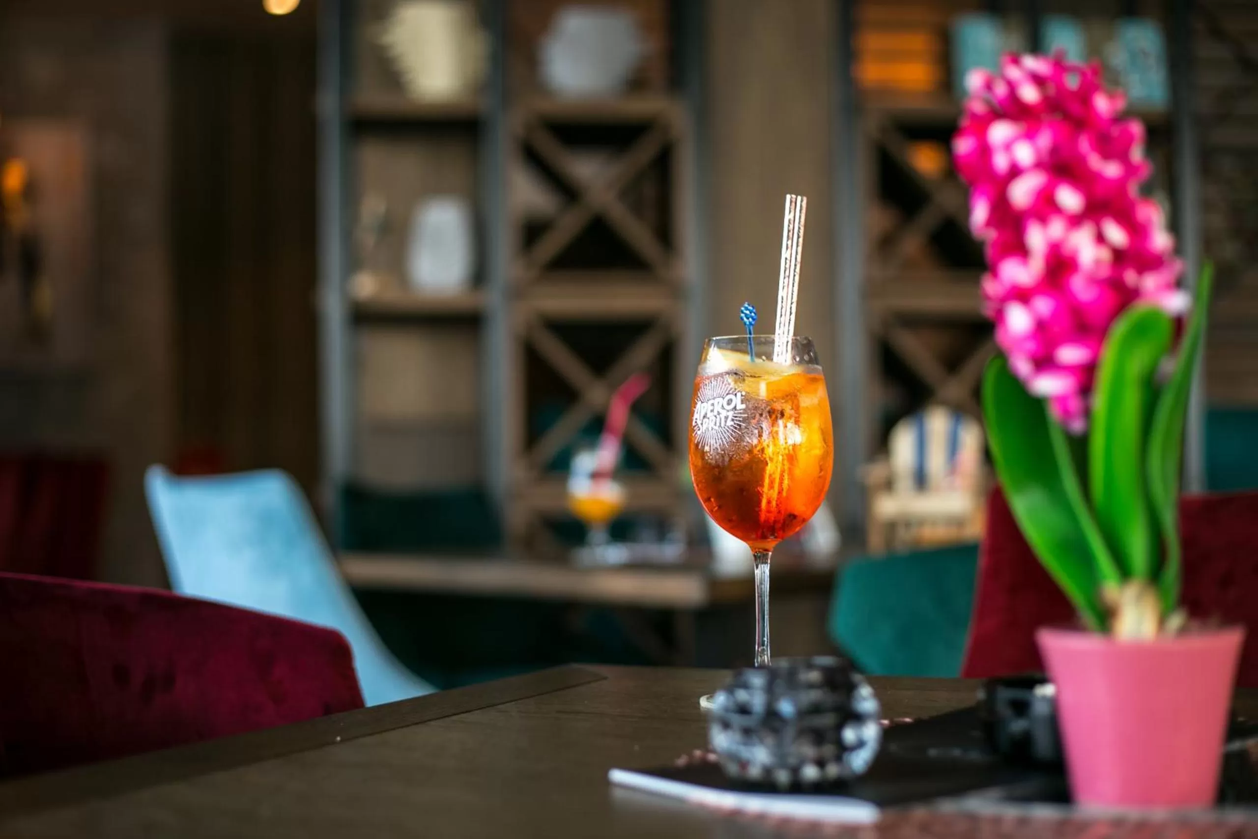 Alcoholic drinks in FLOW